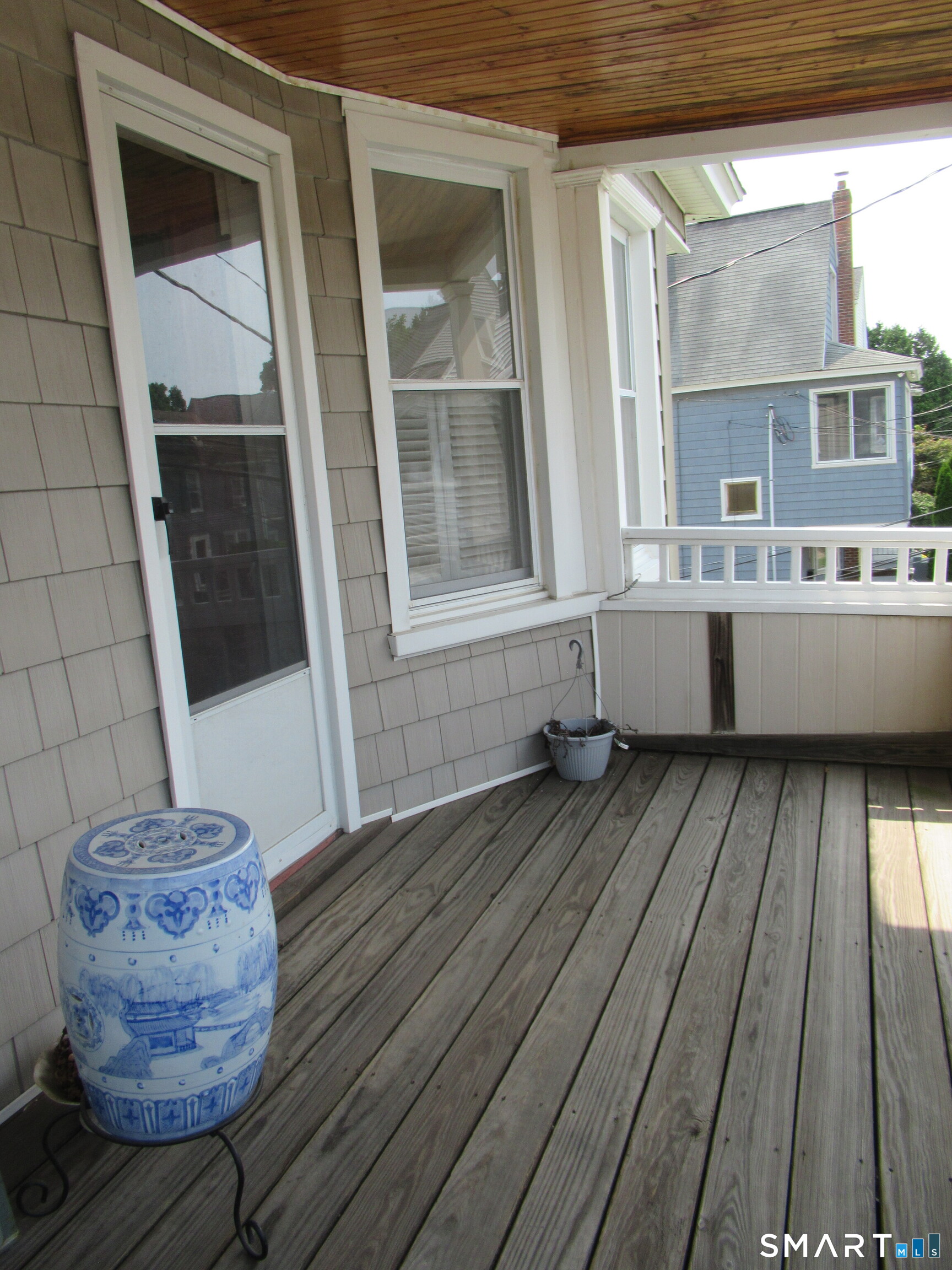 112 Bennett Street Unit: 2nd floor
