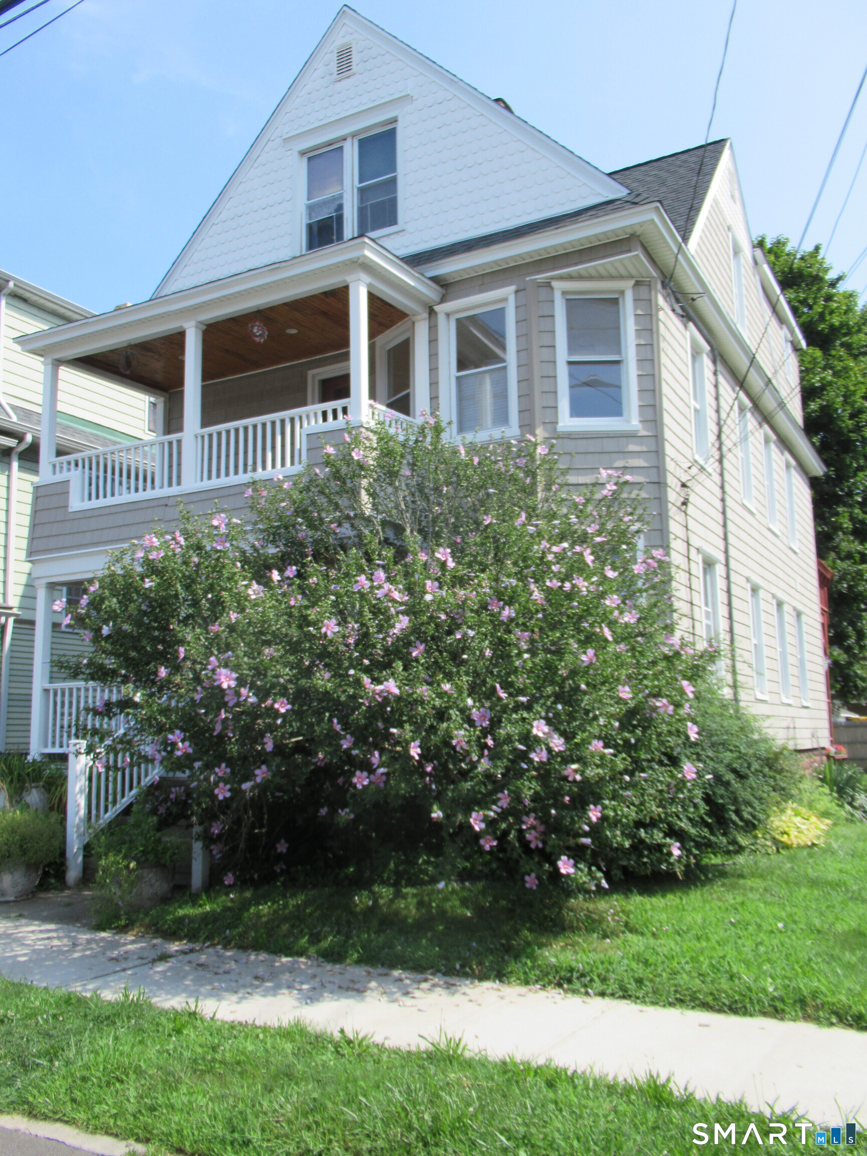 112 Bennett Street Unit: 2nd floor