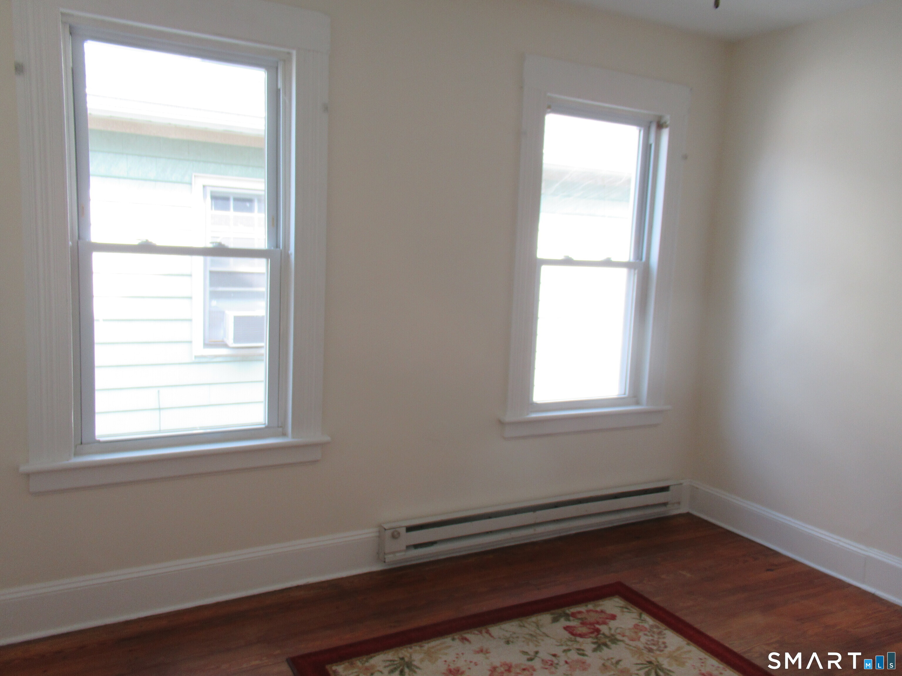 112 Bennett Street Unit: 2nd floor