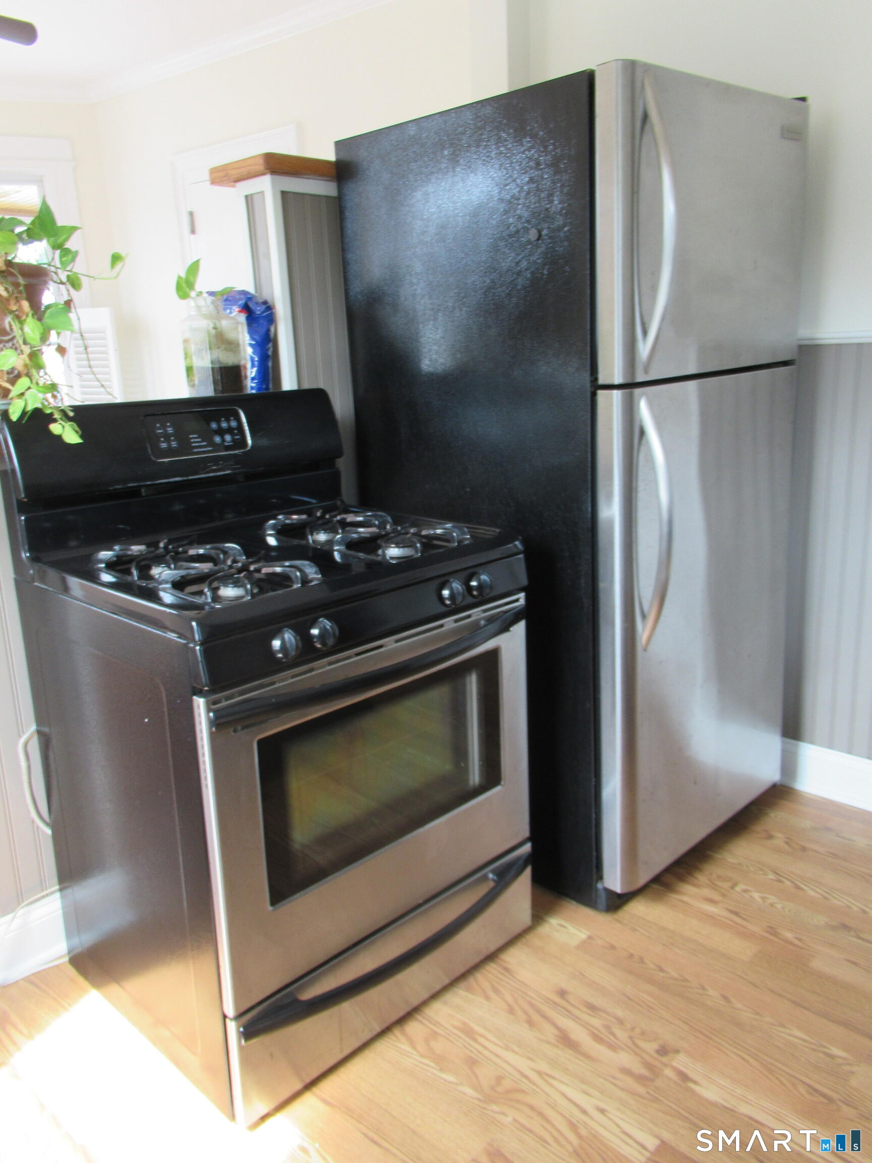 112 Bennett Street Unit: 2nd floor