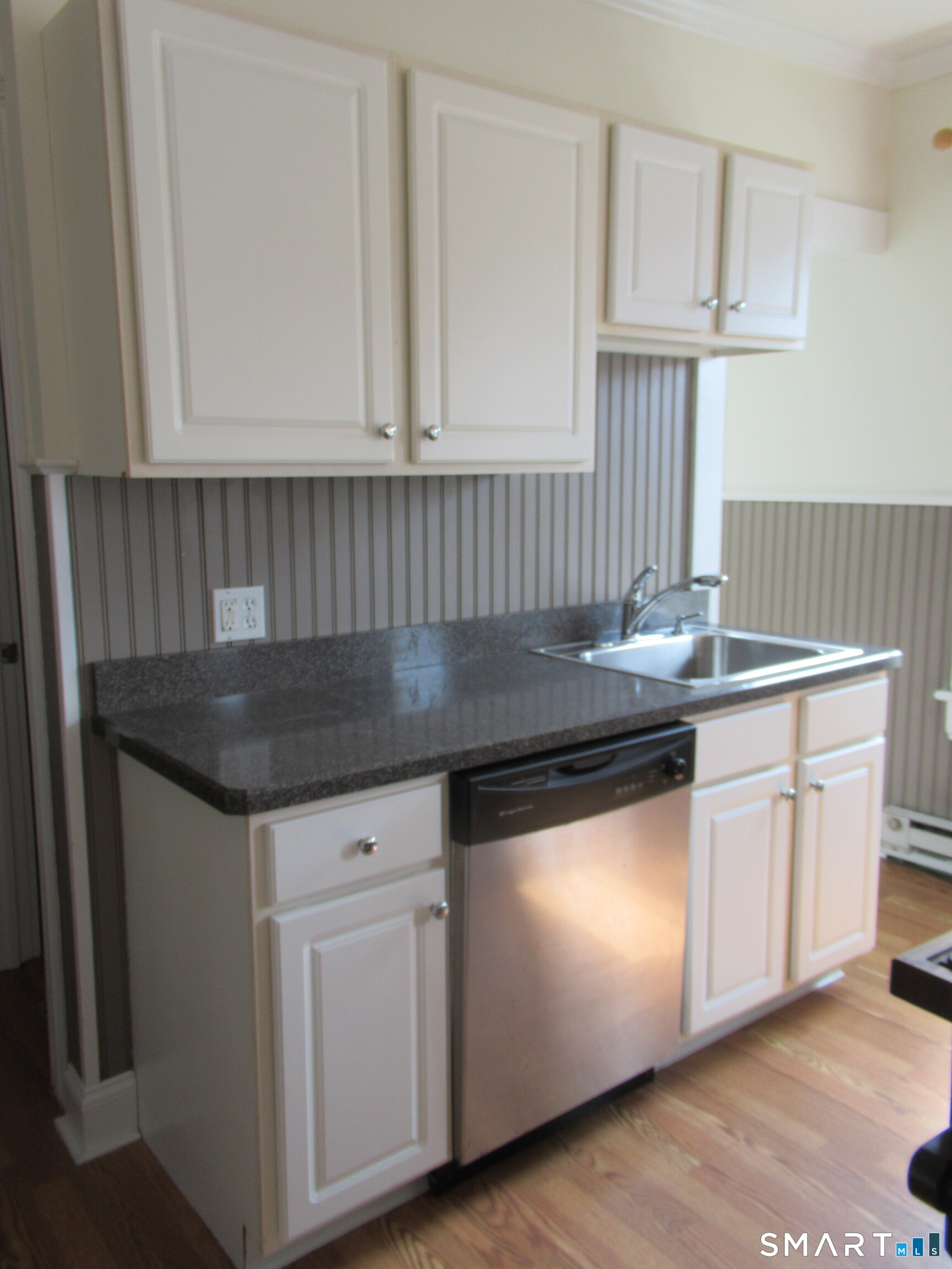 112 Bennett Street Unit: 2nd floor