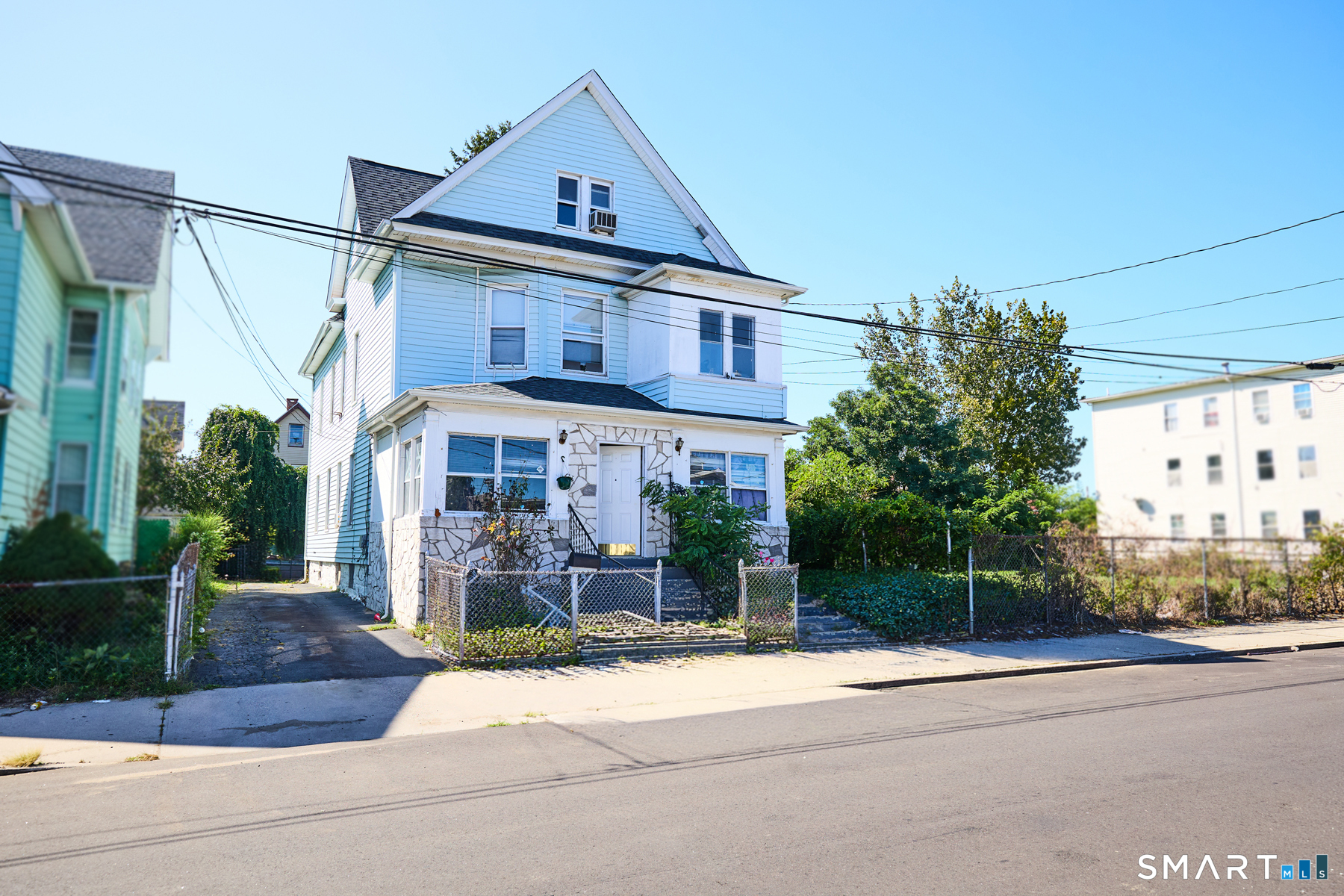 139 Lee Avenue