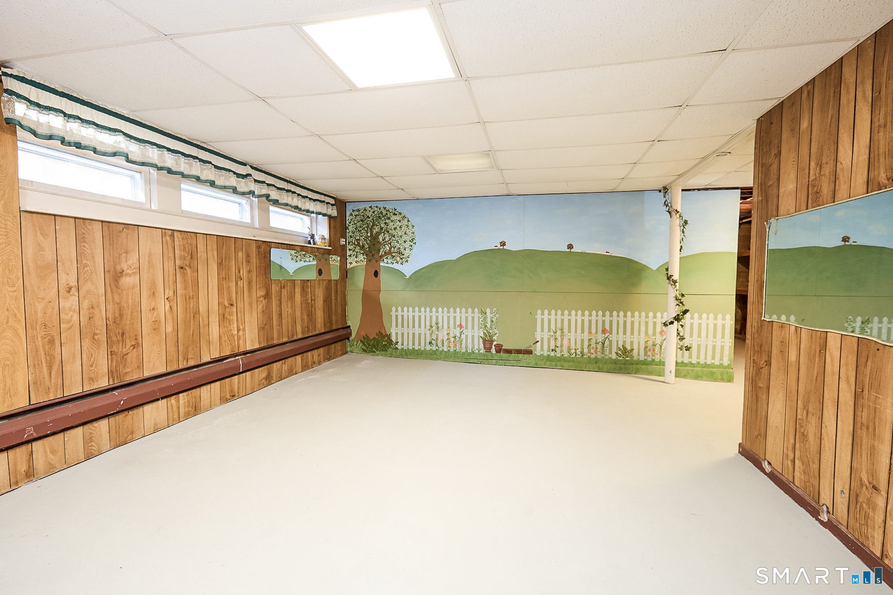 255 Fairfield Woods Road