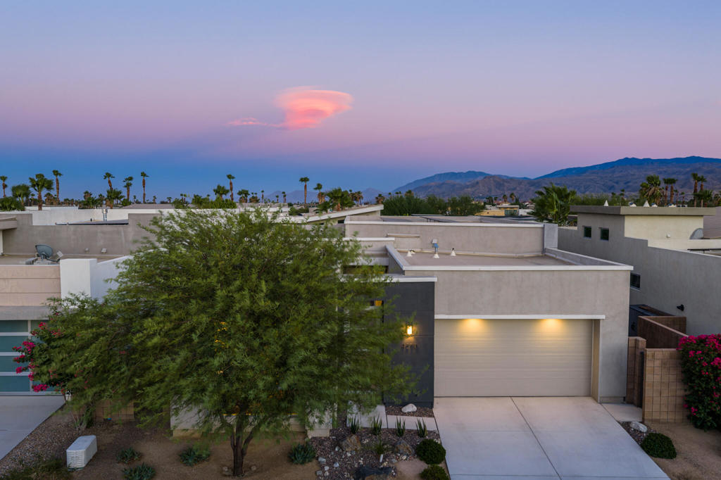 4270 Amber Lane