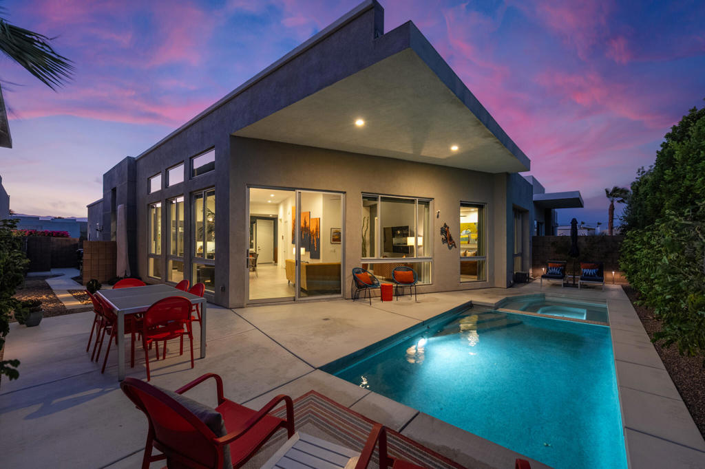 4270 Amber Lane