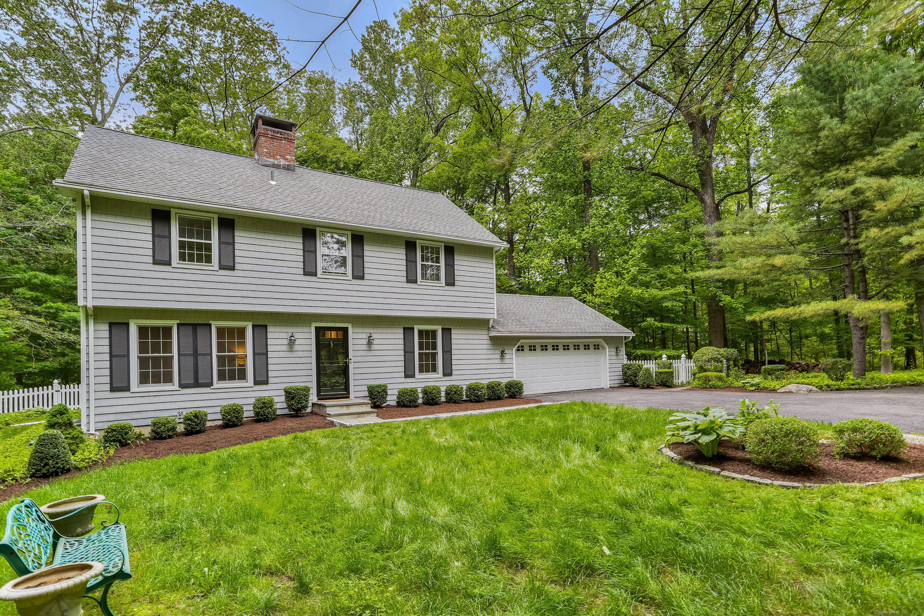 2 Hunter Lane