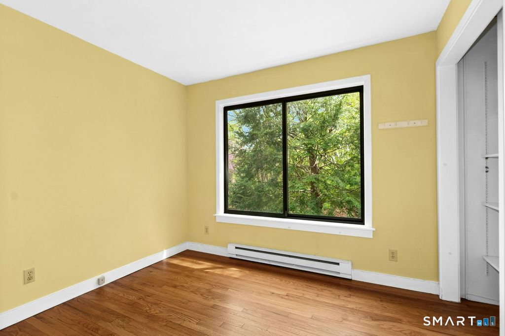 9 Sylvan Drive