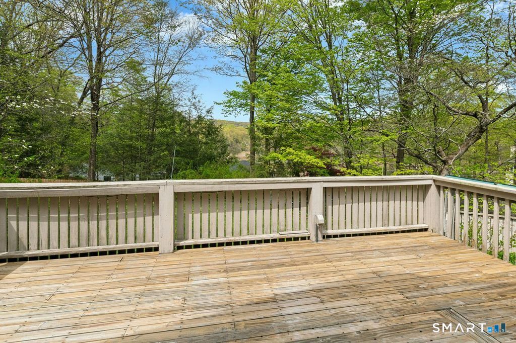 9 Sylvan Drive