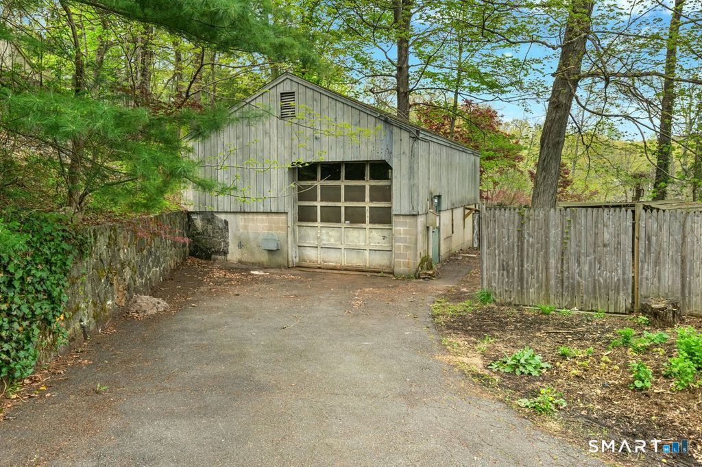 9 Sylvan Drive