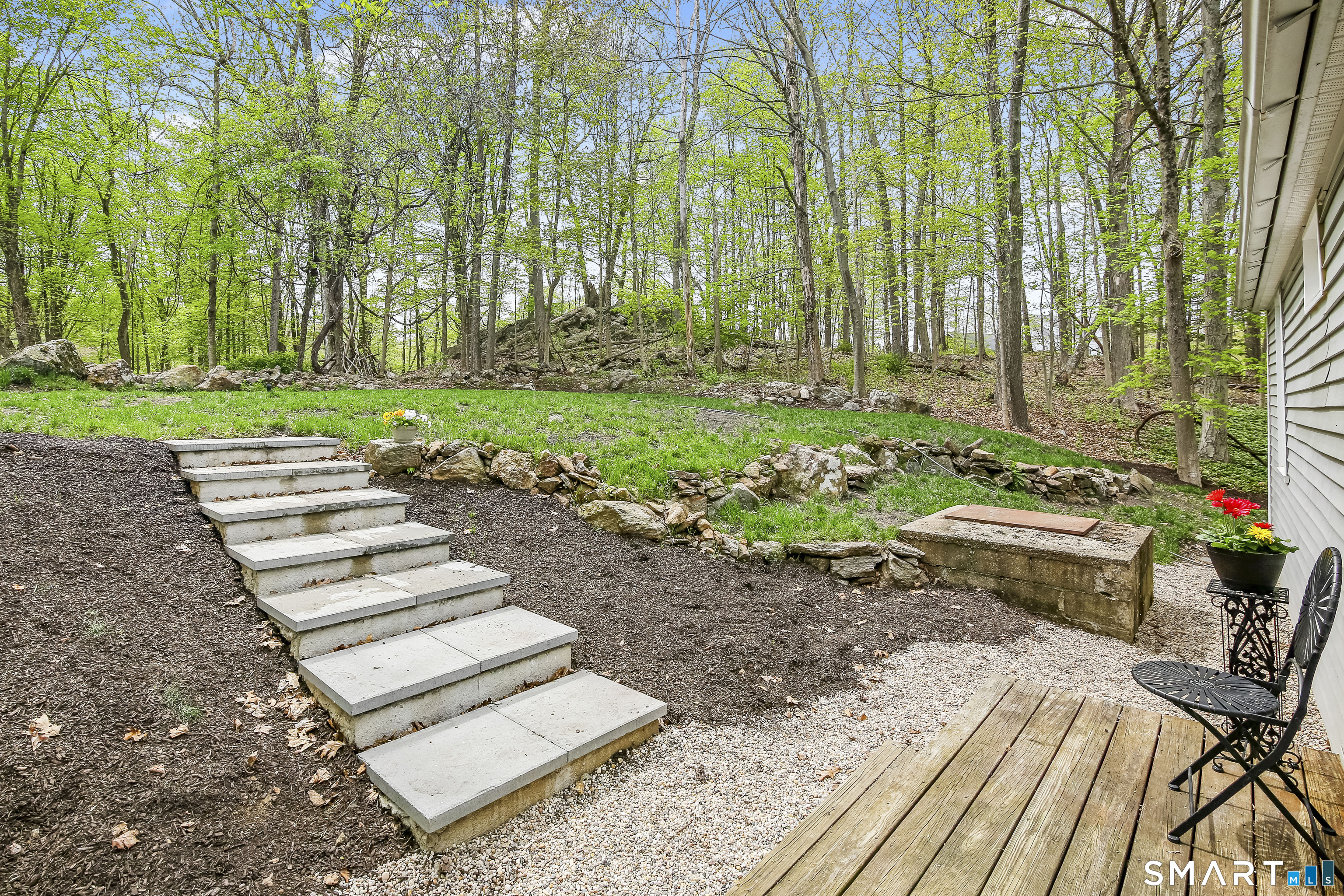 318 Mountain Road
