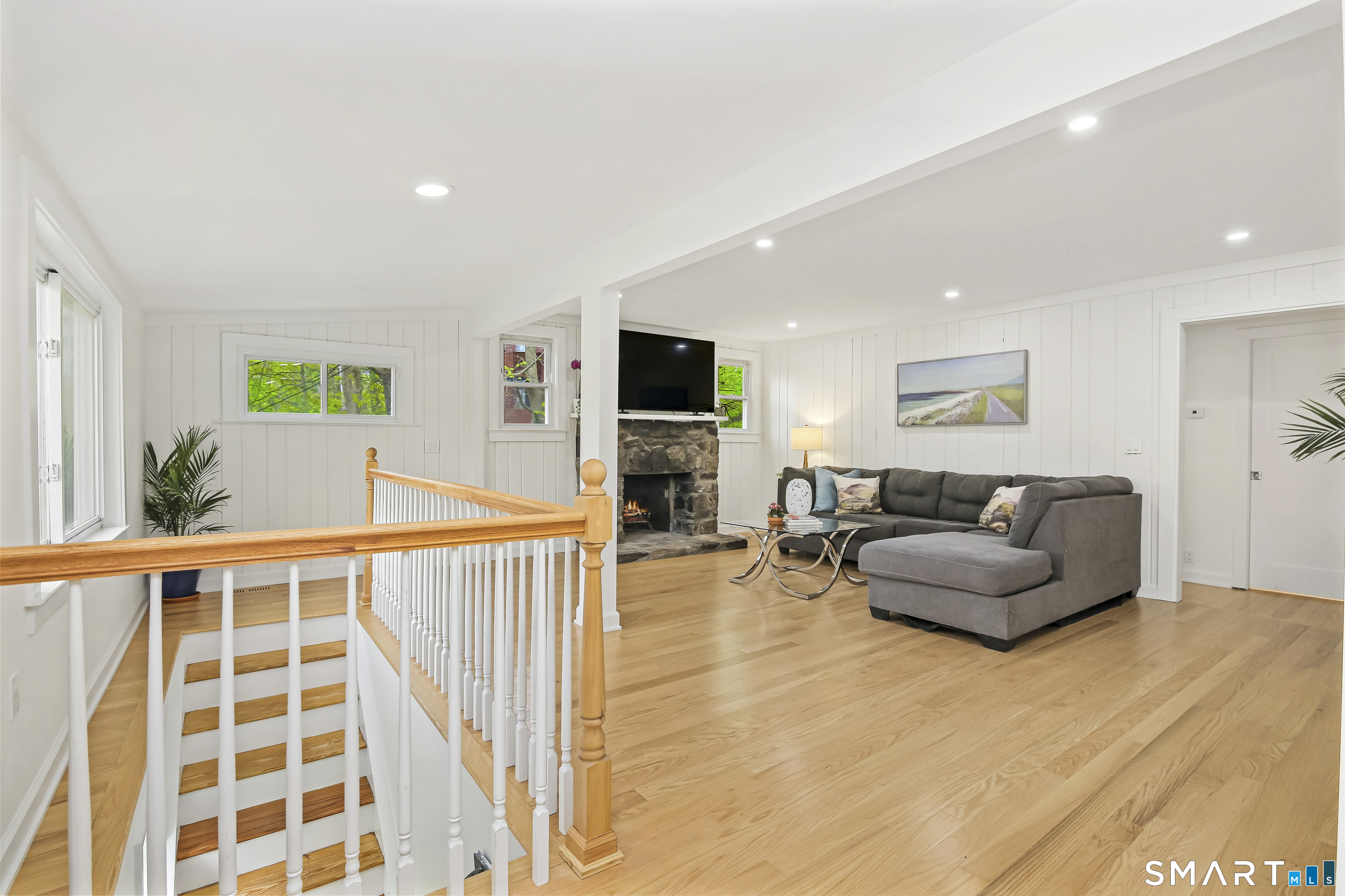 318 Mountain Road