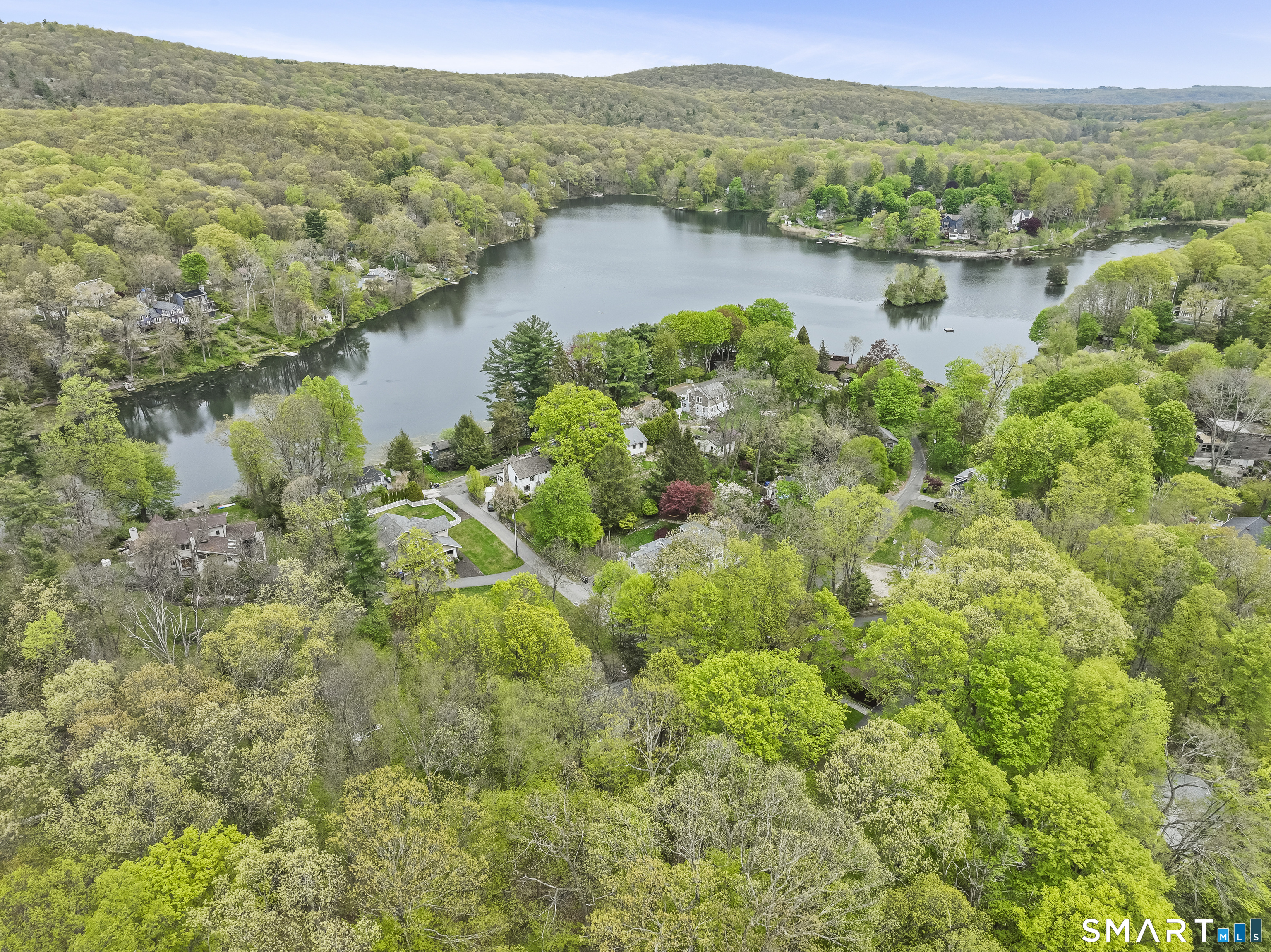 318 Mountain Road
