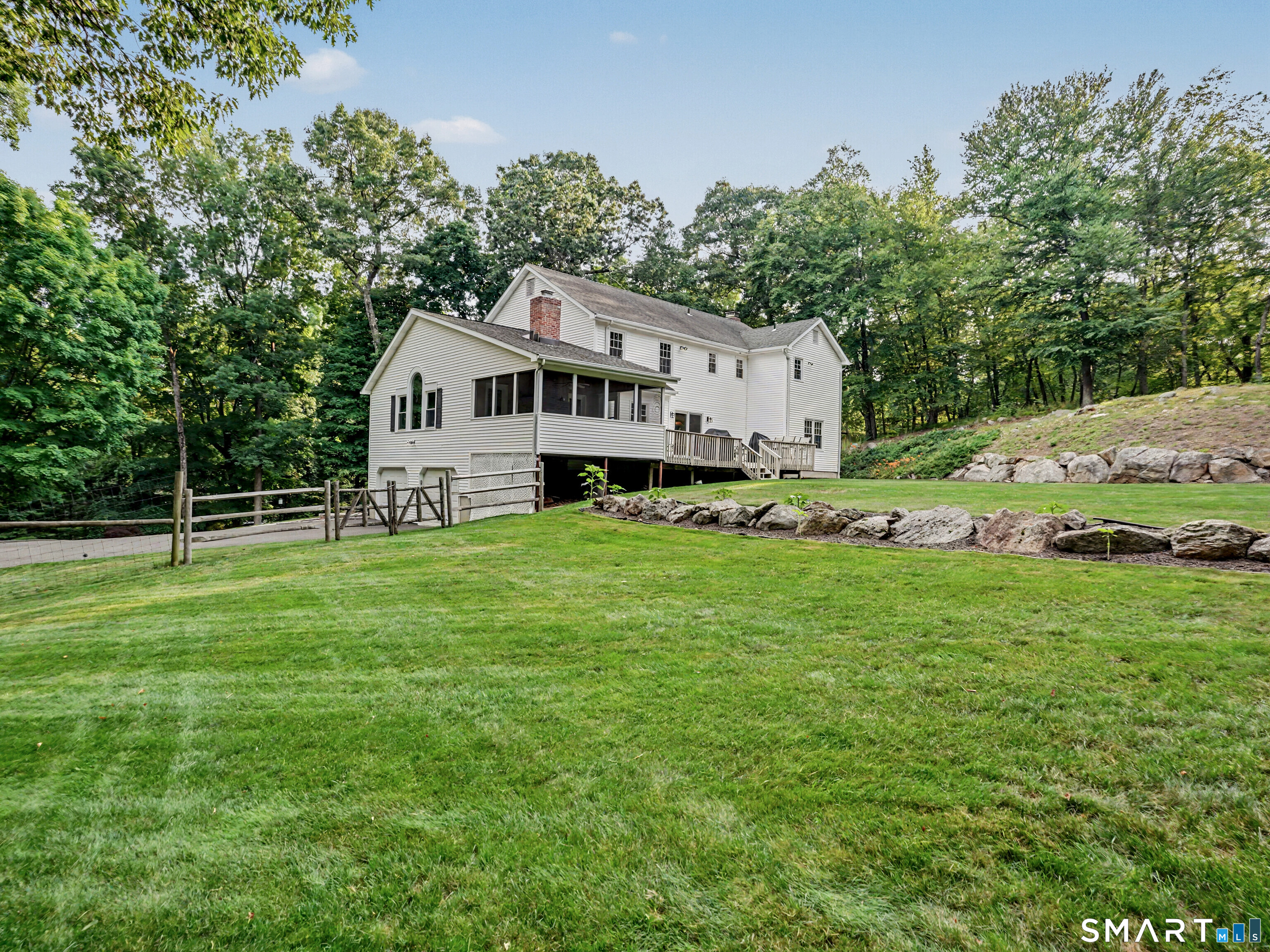 16 Banks Hill Place