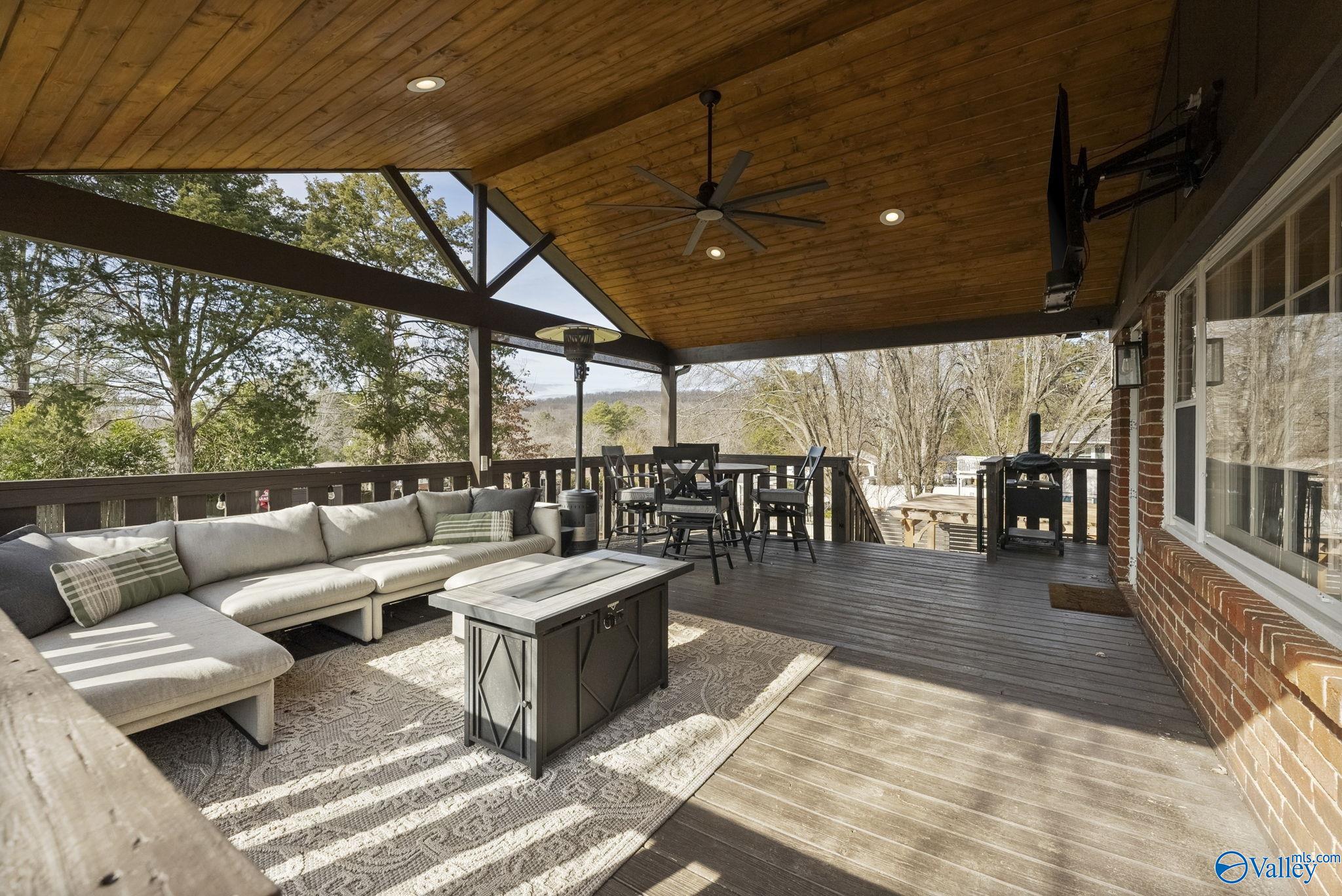 2101 Rodgers Drive NE