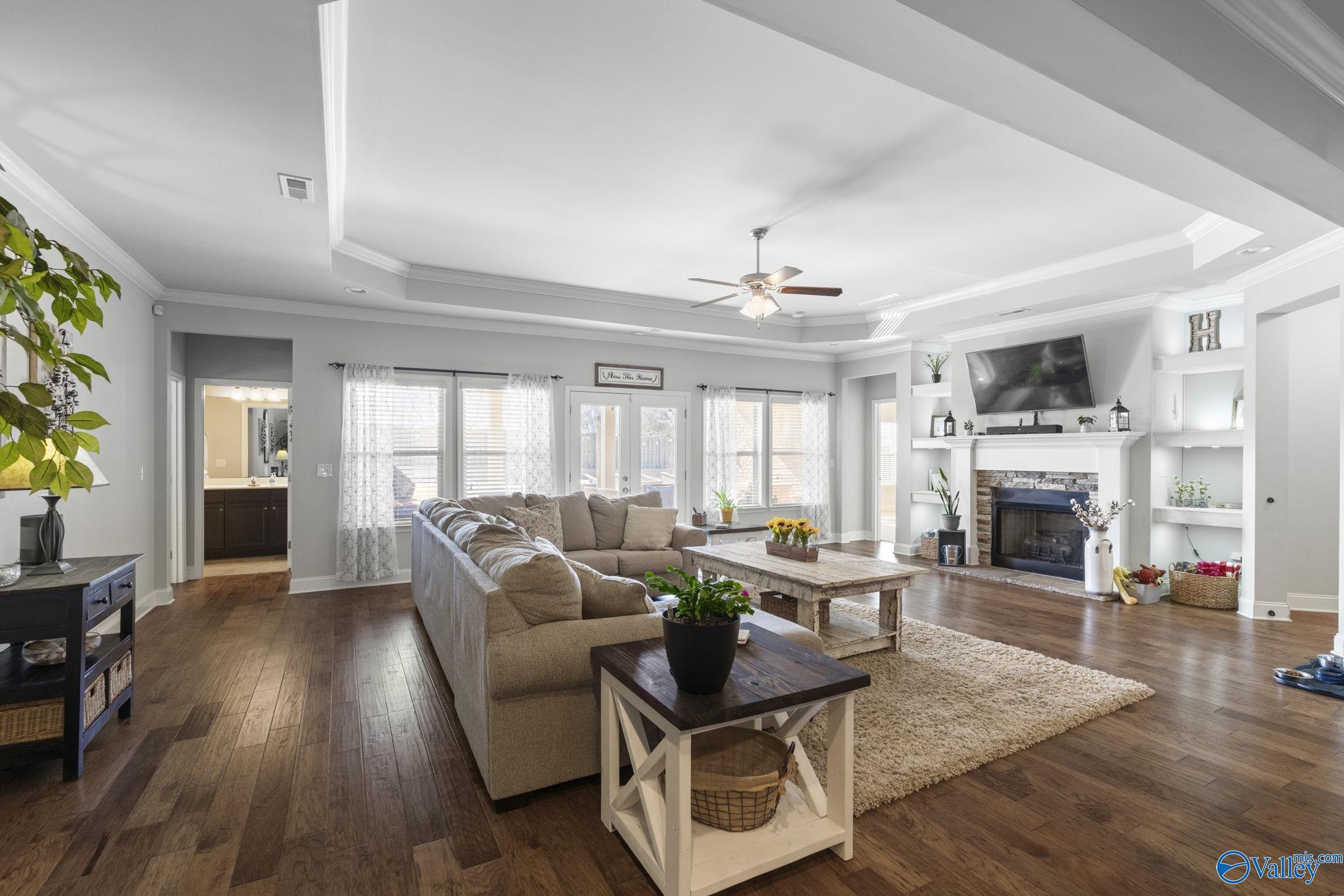 213 Hilltop Ridge Drive