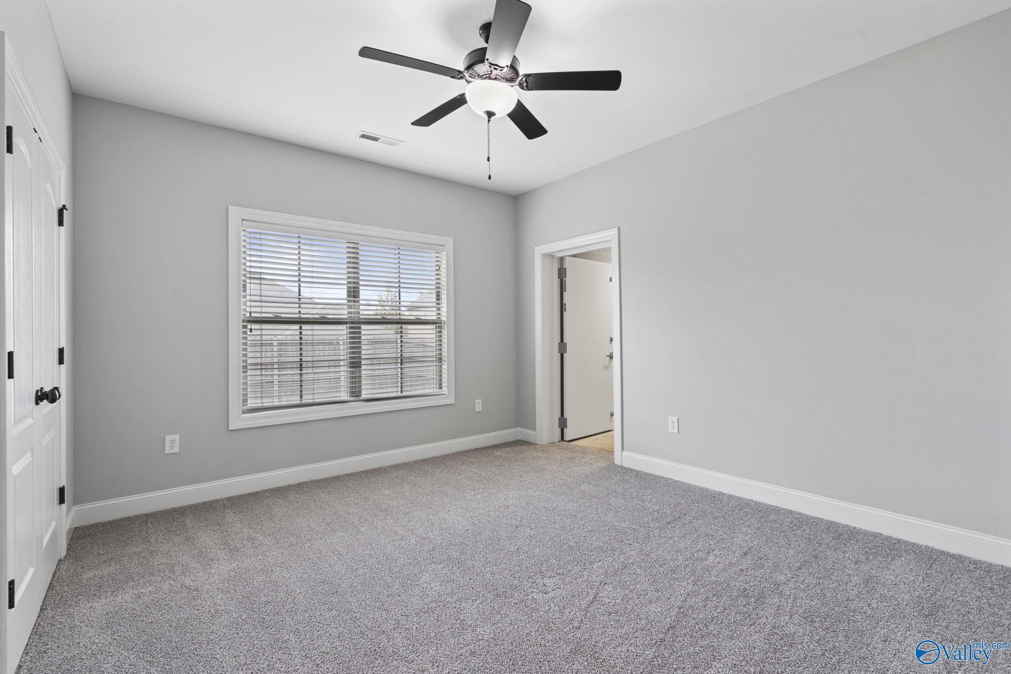 105 Legend Mill Circle