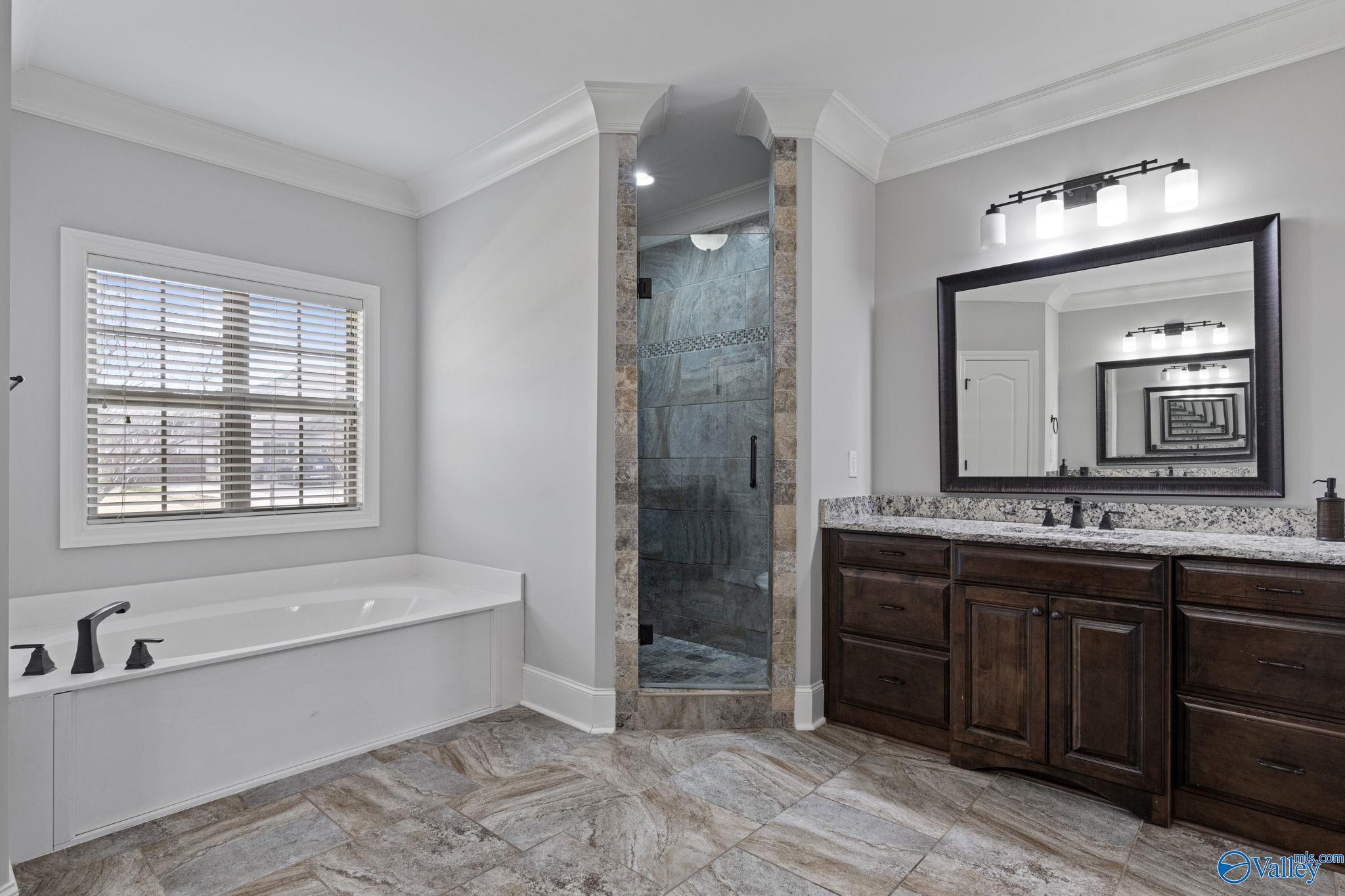 105 Legend Mill Circle