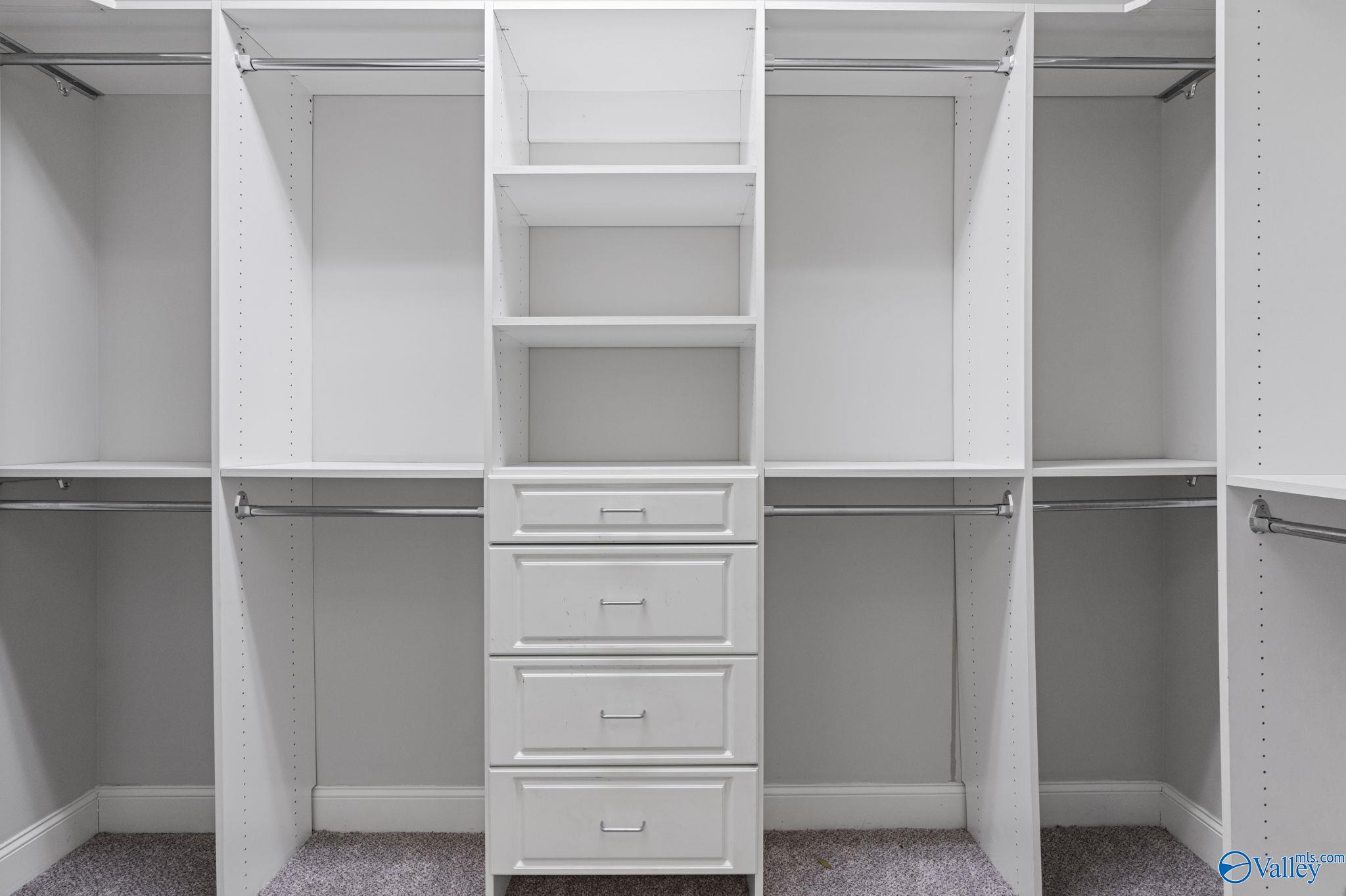 105 Legend Mill Circle