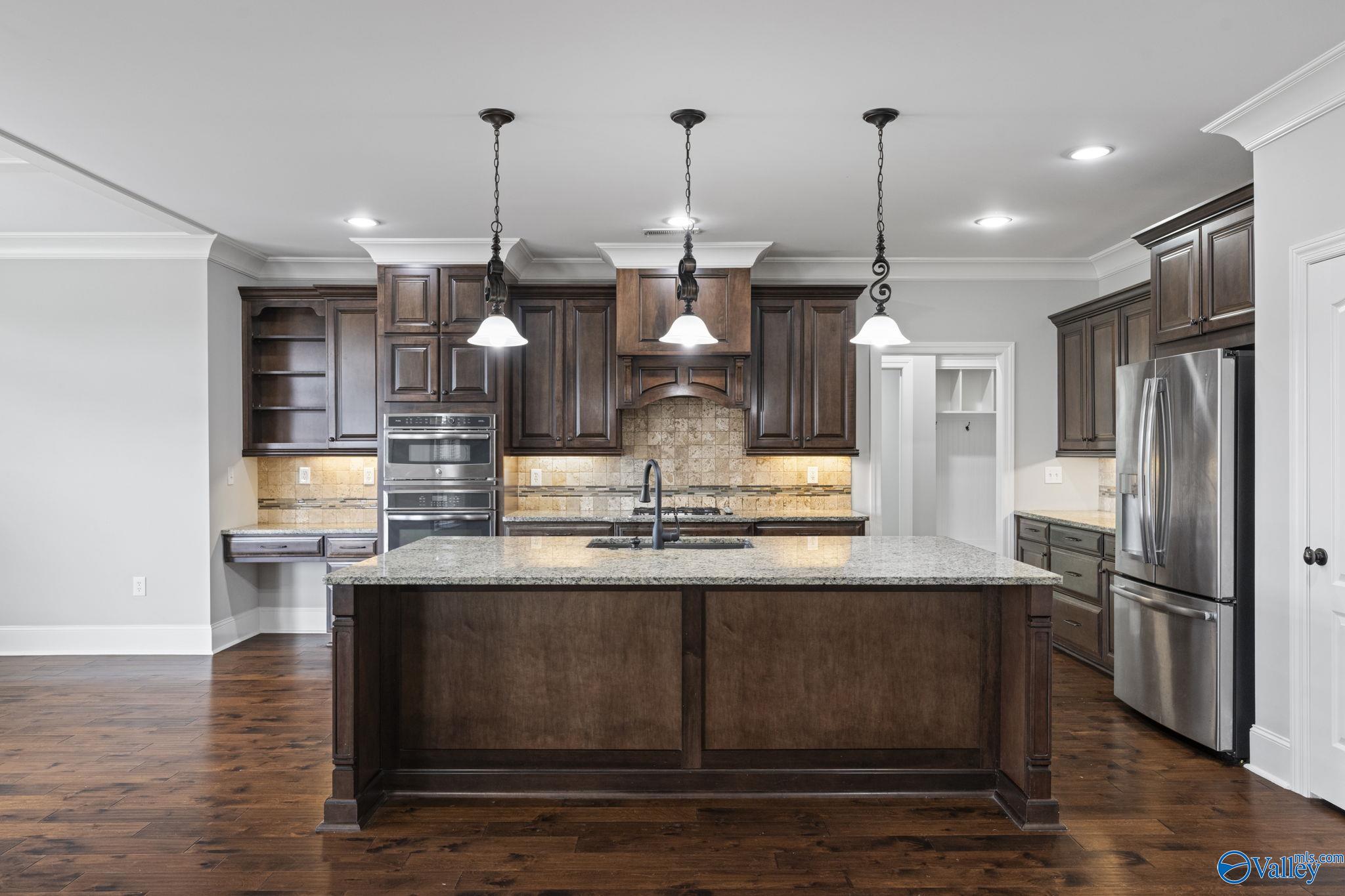 105 Legend Mill Circle