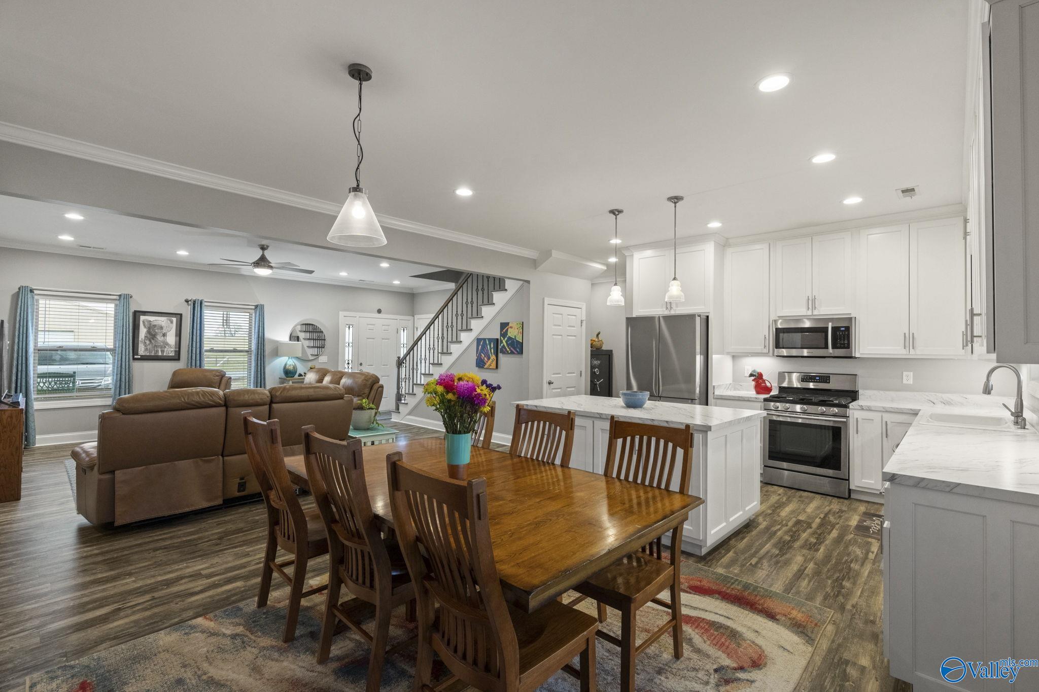 1400 Simpson Point Road