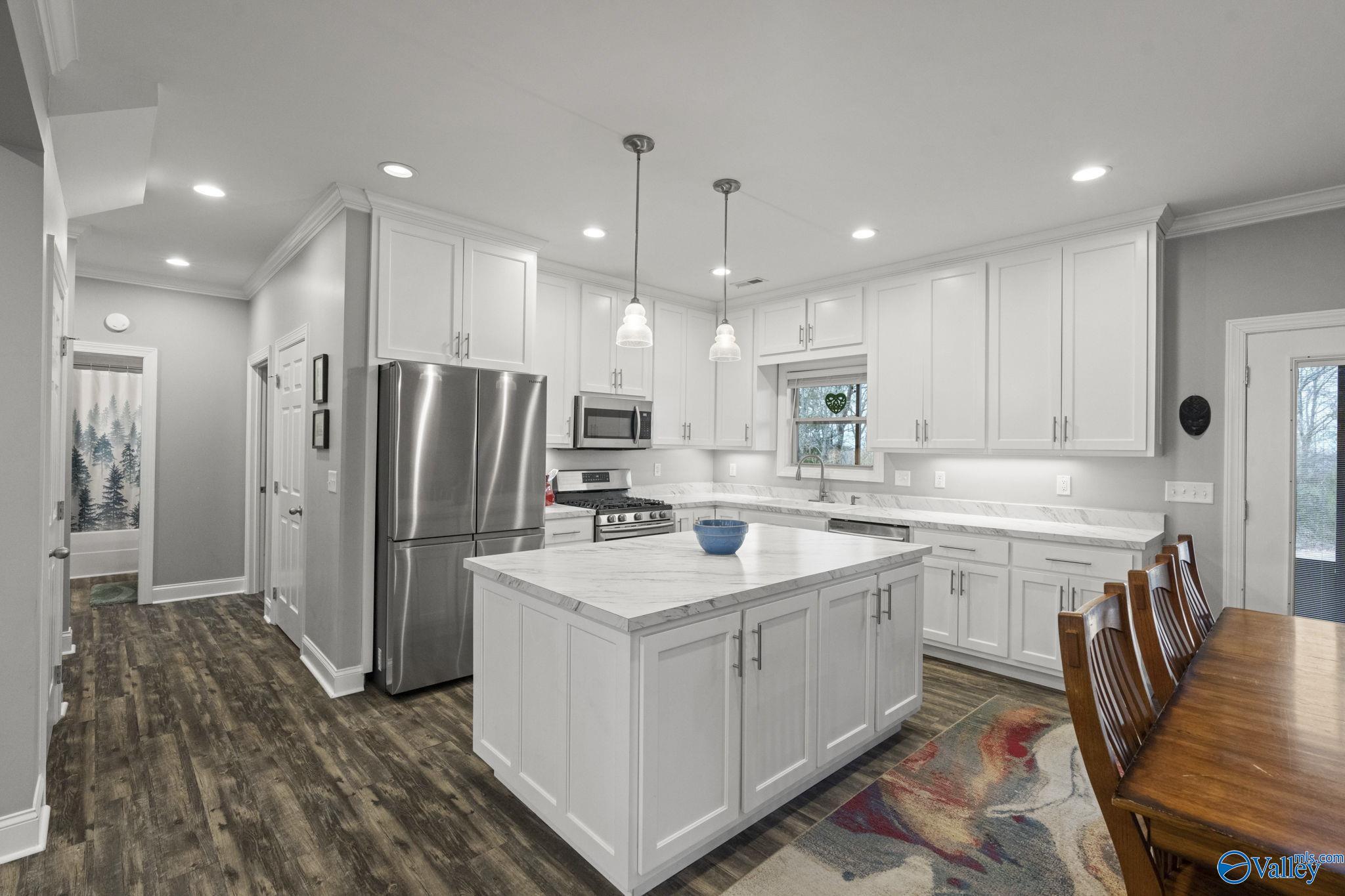 1400 Simpson Point Road