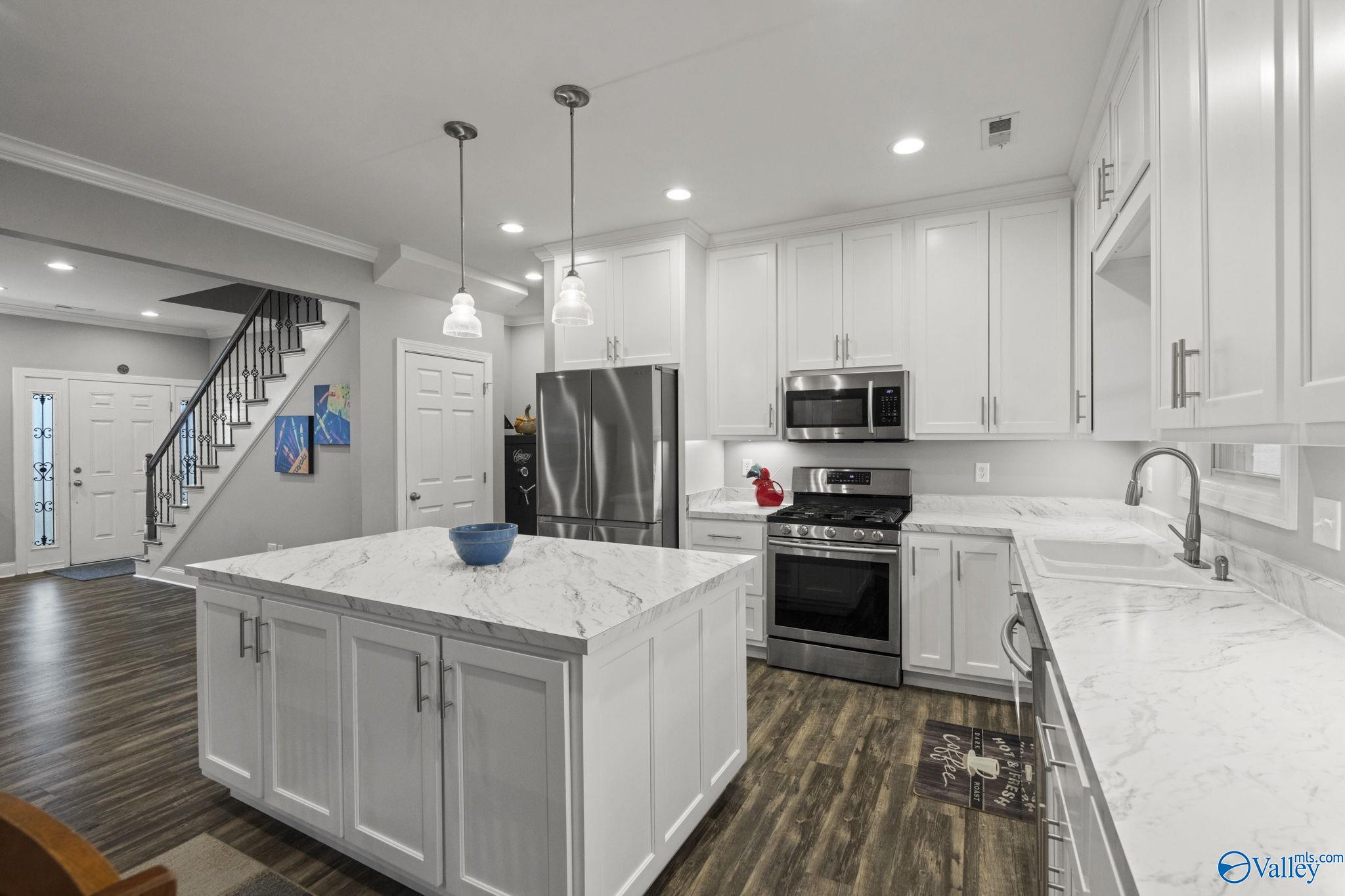 1400 Simpson Point Road