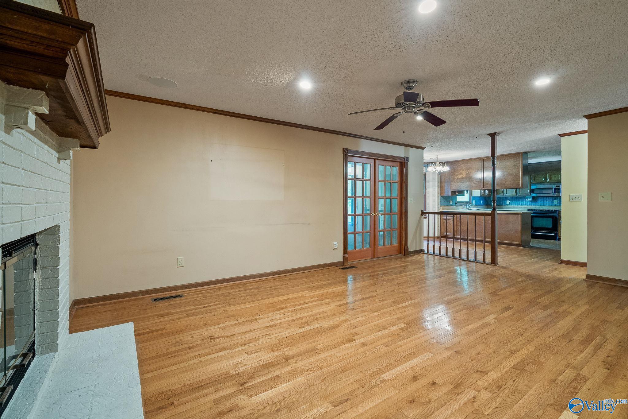 109 Benson Blvd