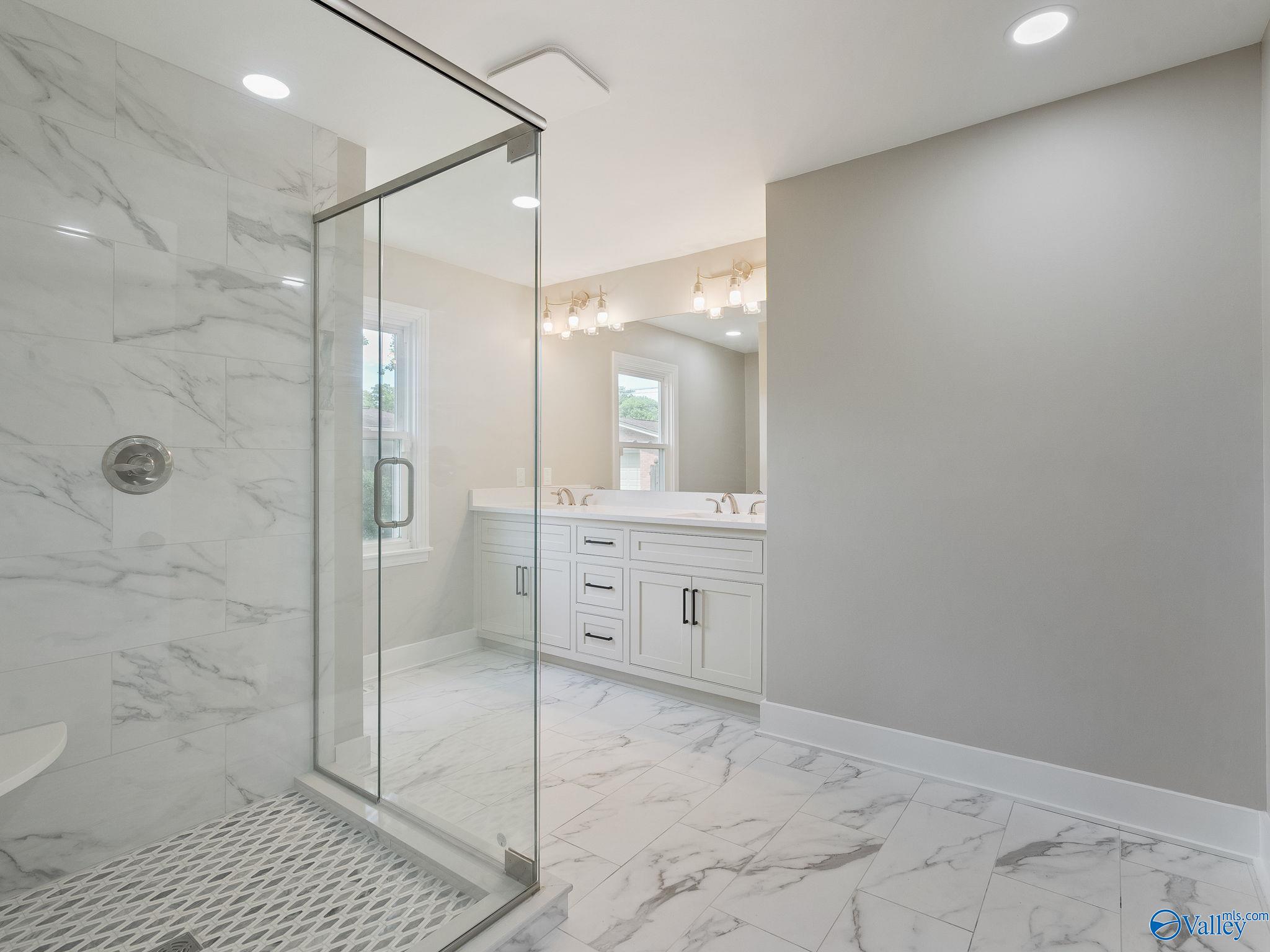 2814 SW Lafayette Road