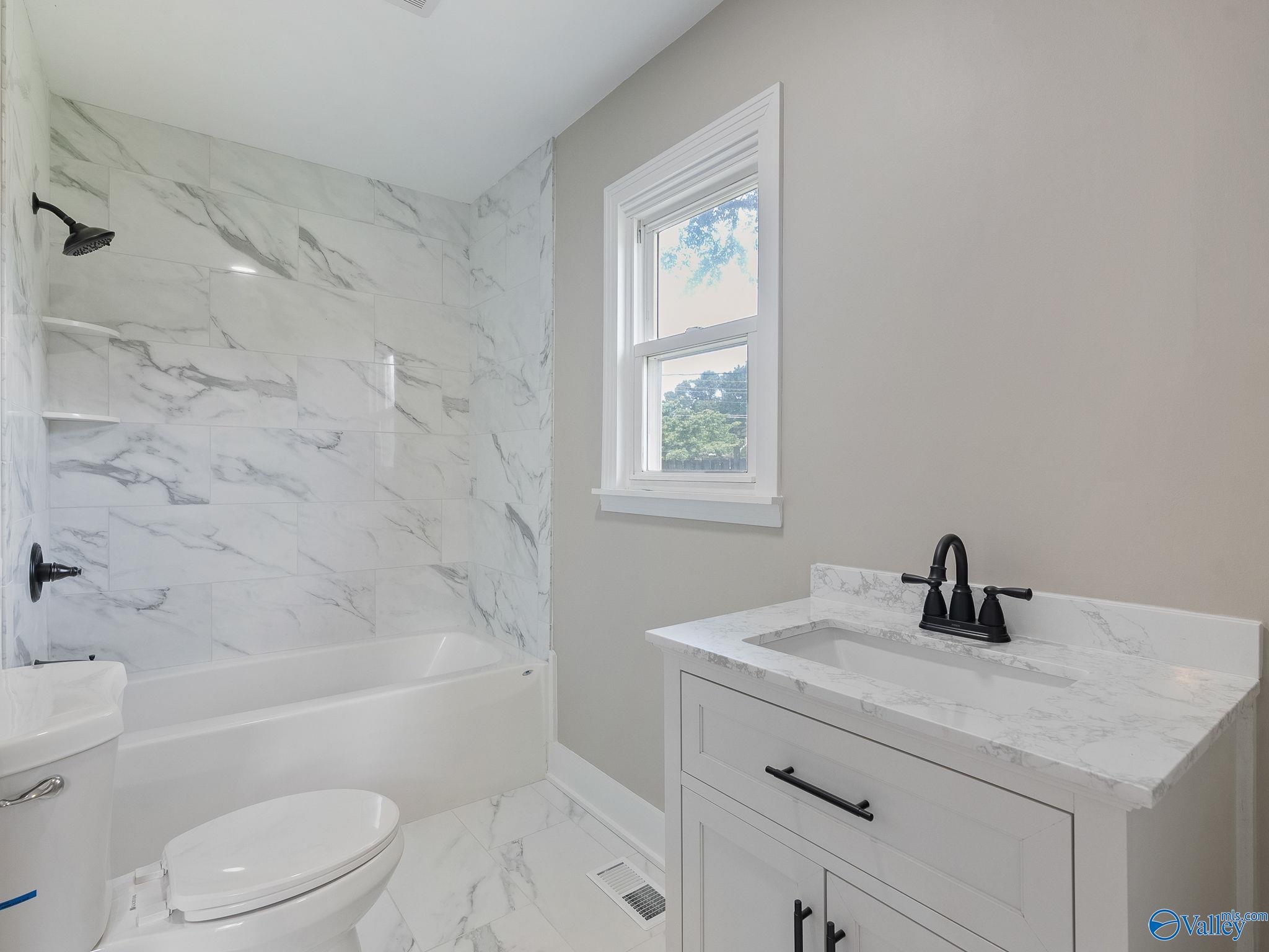 2814 SW Lafayette Road