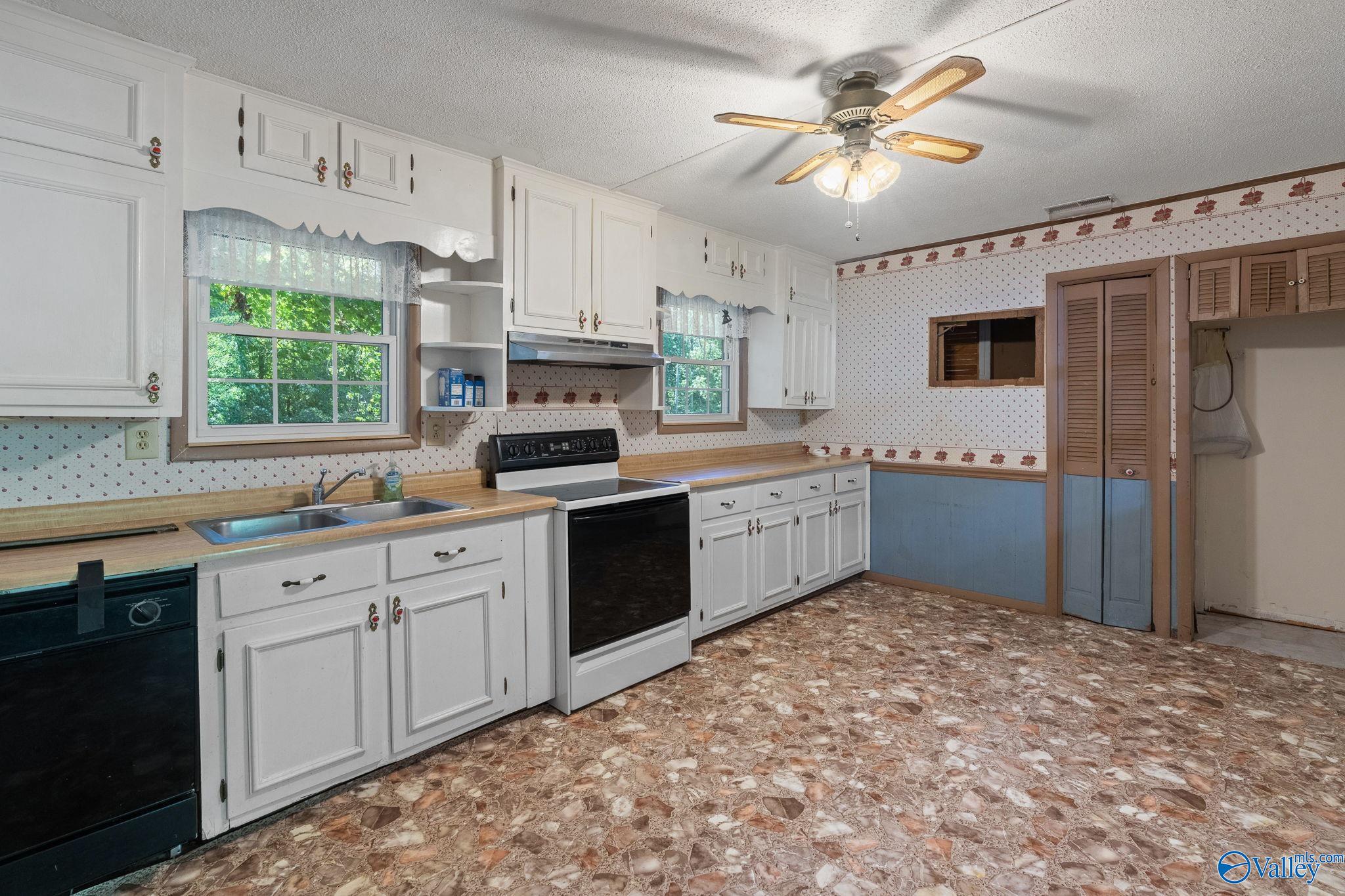 406 Roy Davis Road