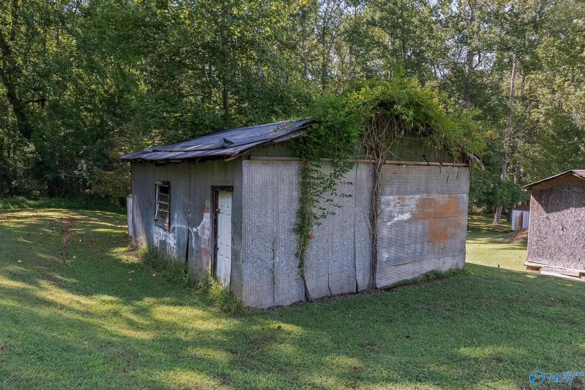 406 Roy Davis Road