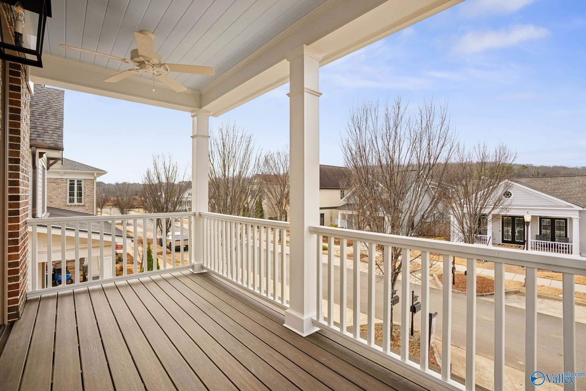 27 Lendon Main Street