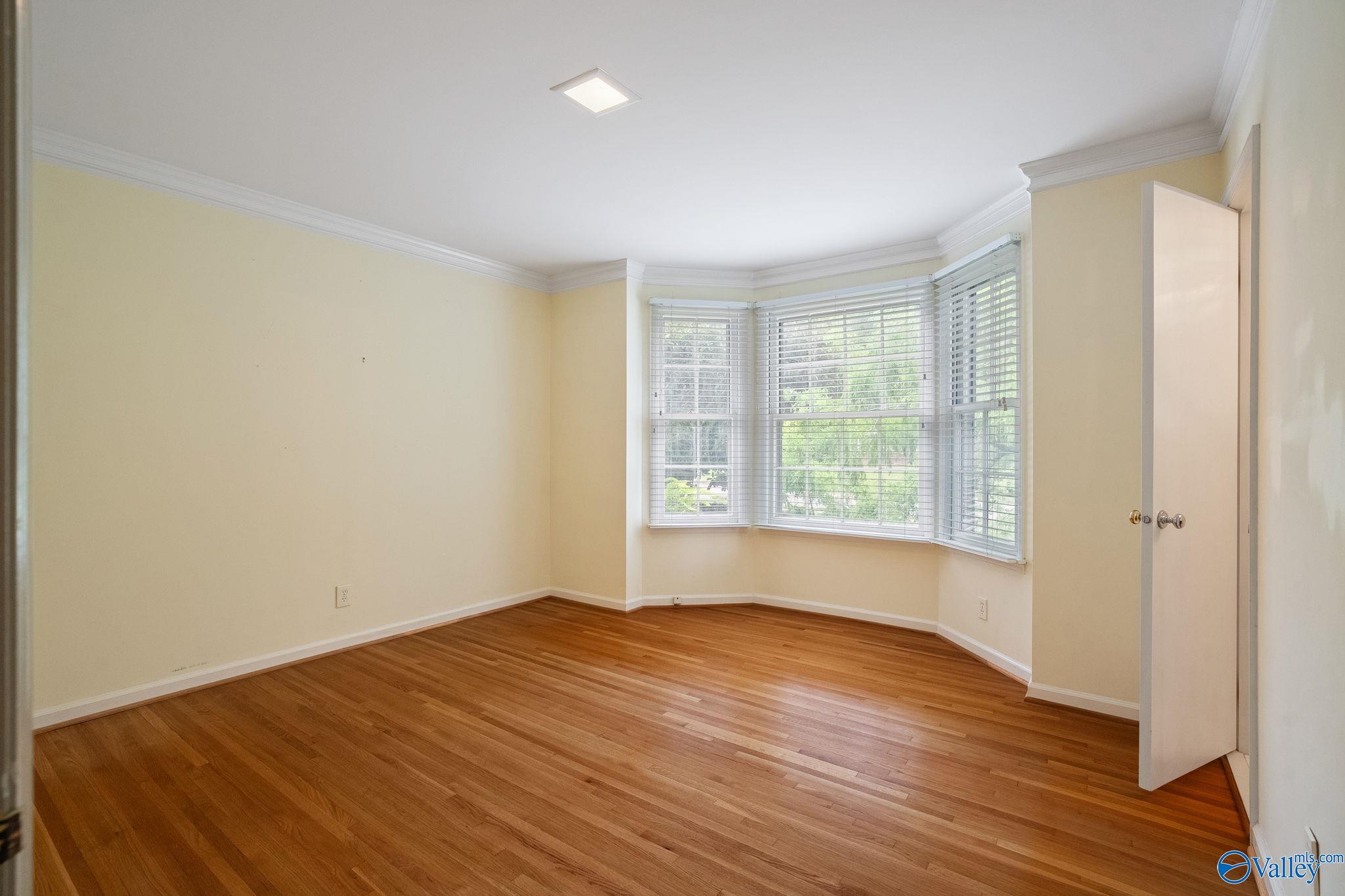 5608 Alta Dena Street SW