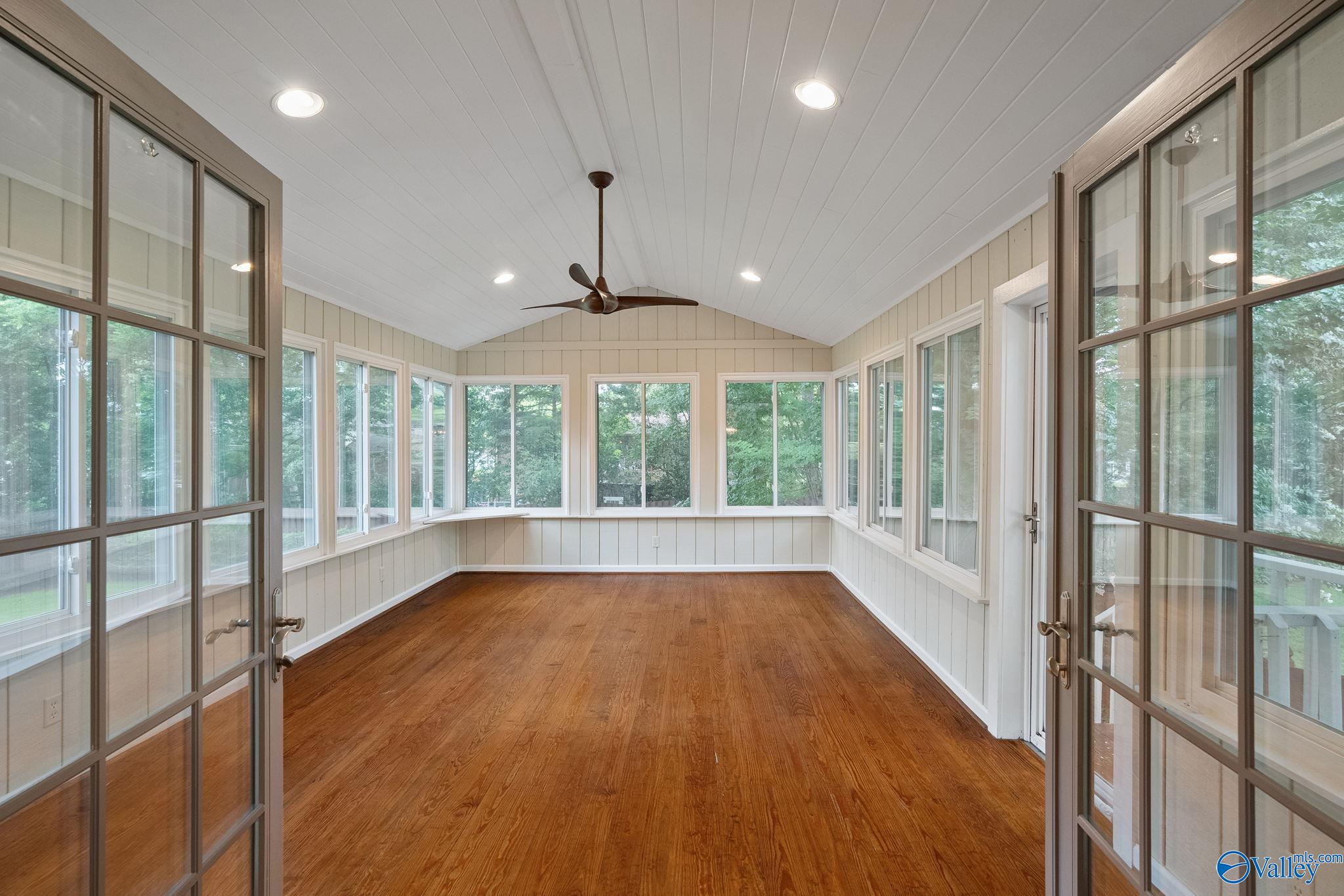 5608 Alta Dena Street SW