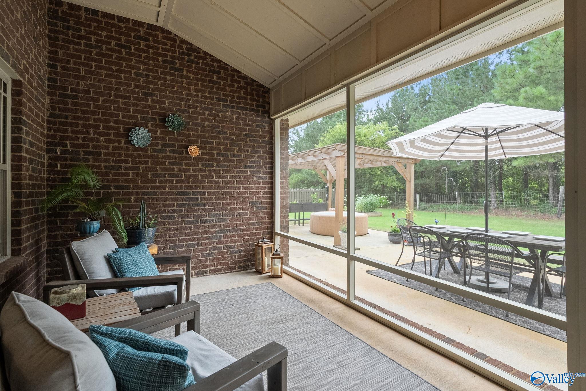 64 Walnut Cove Boulevard