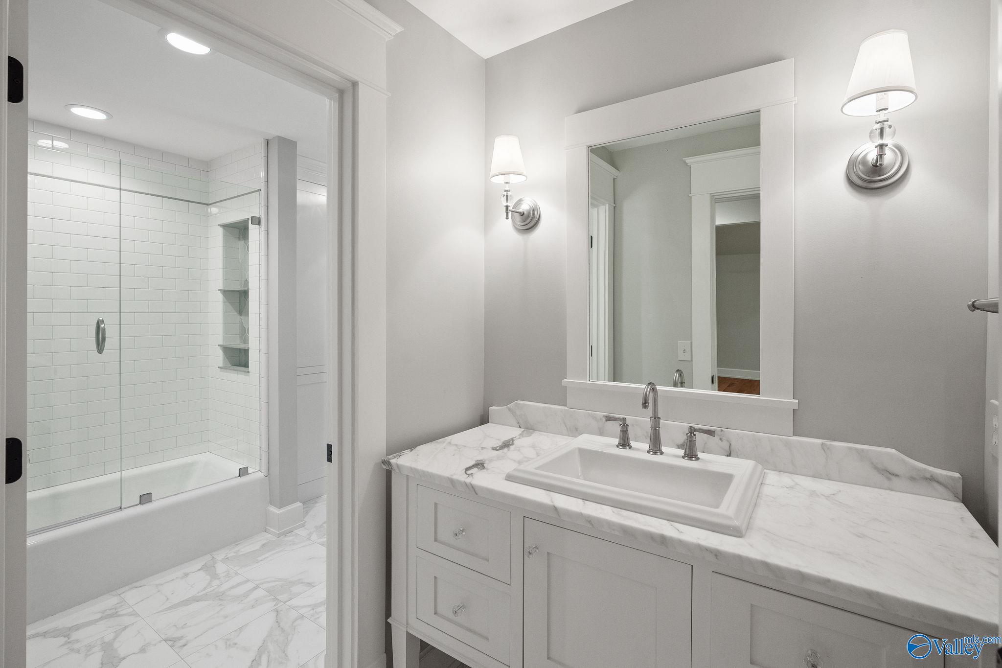 2201 Lytle Street SE