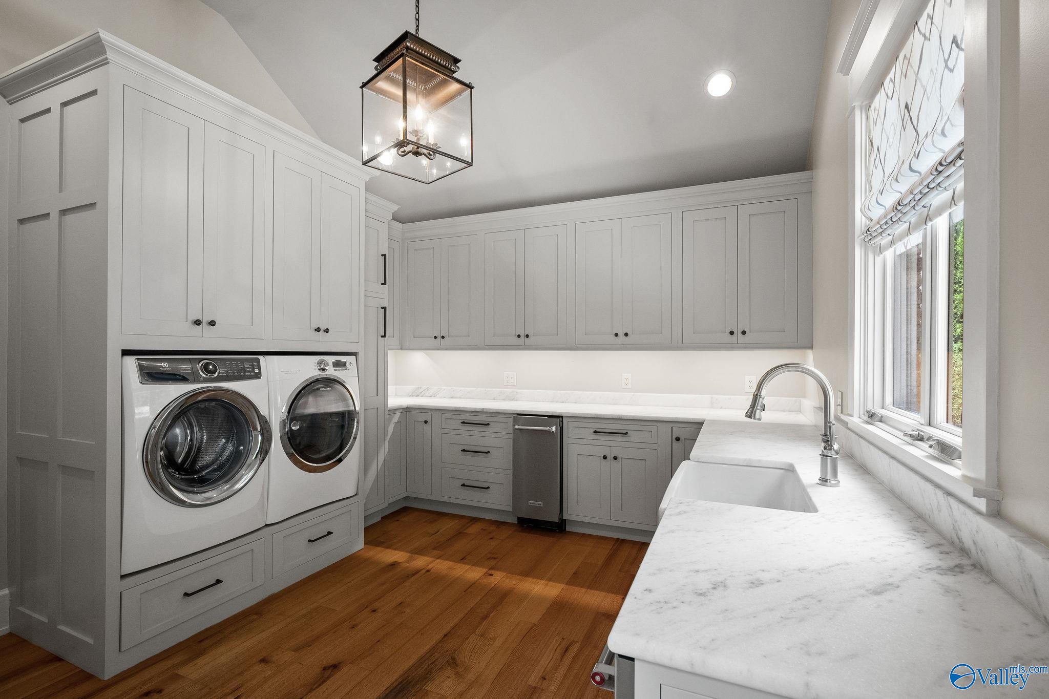 2201 Lytle Street SE