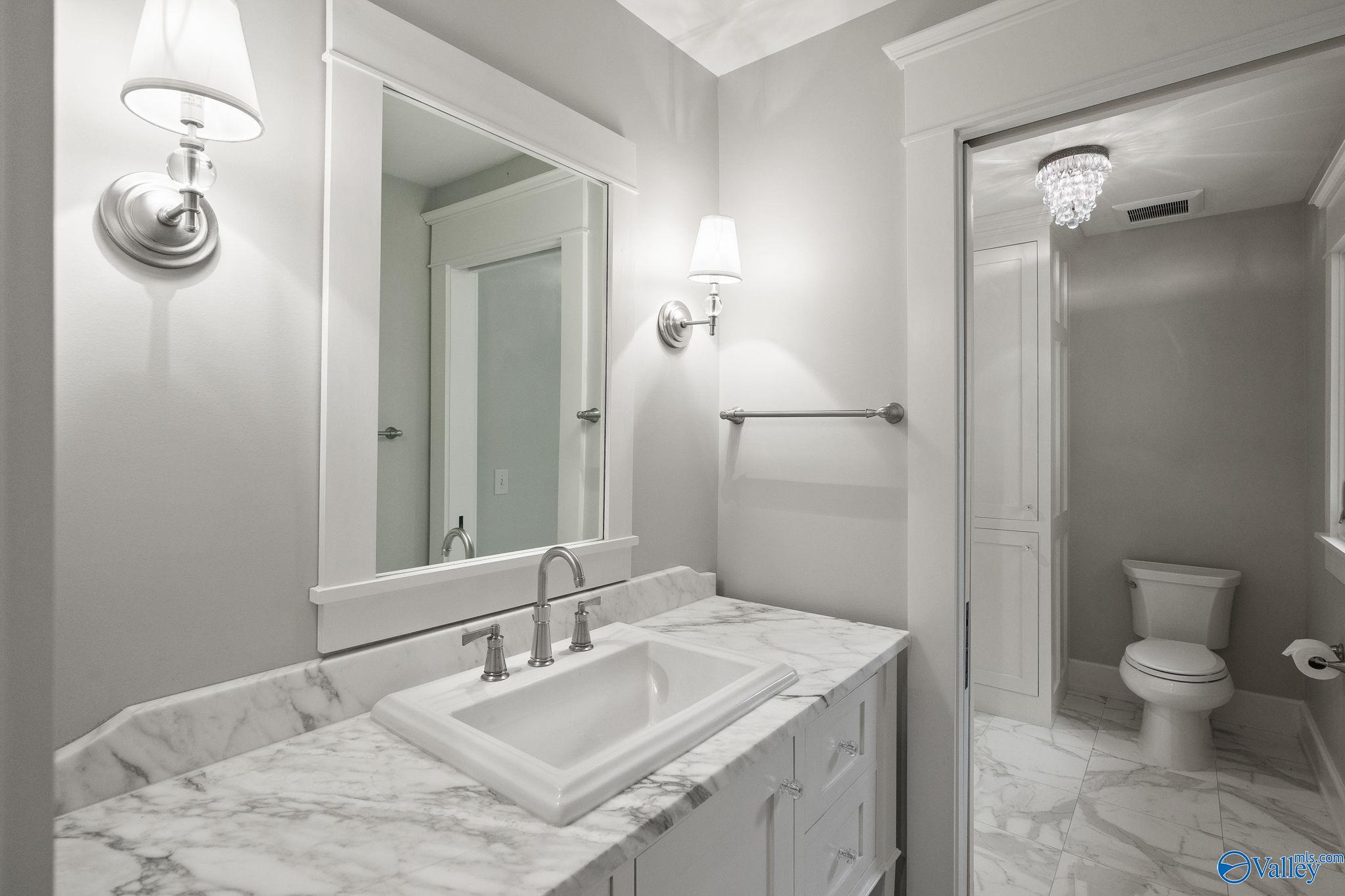 2201 Lytle Street SE