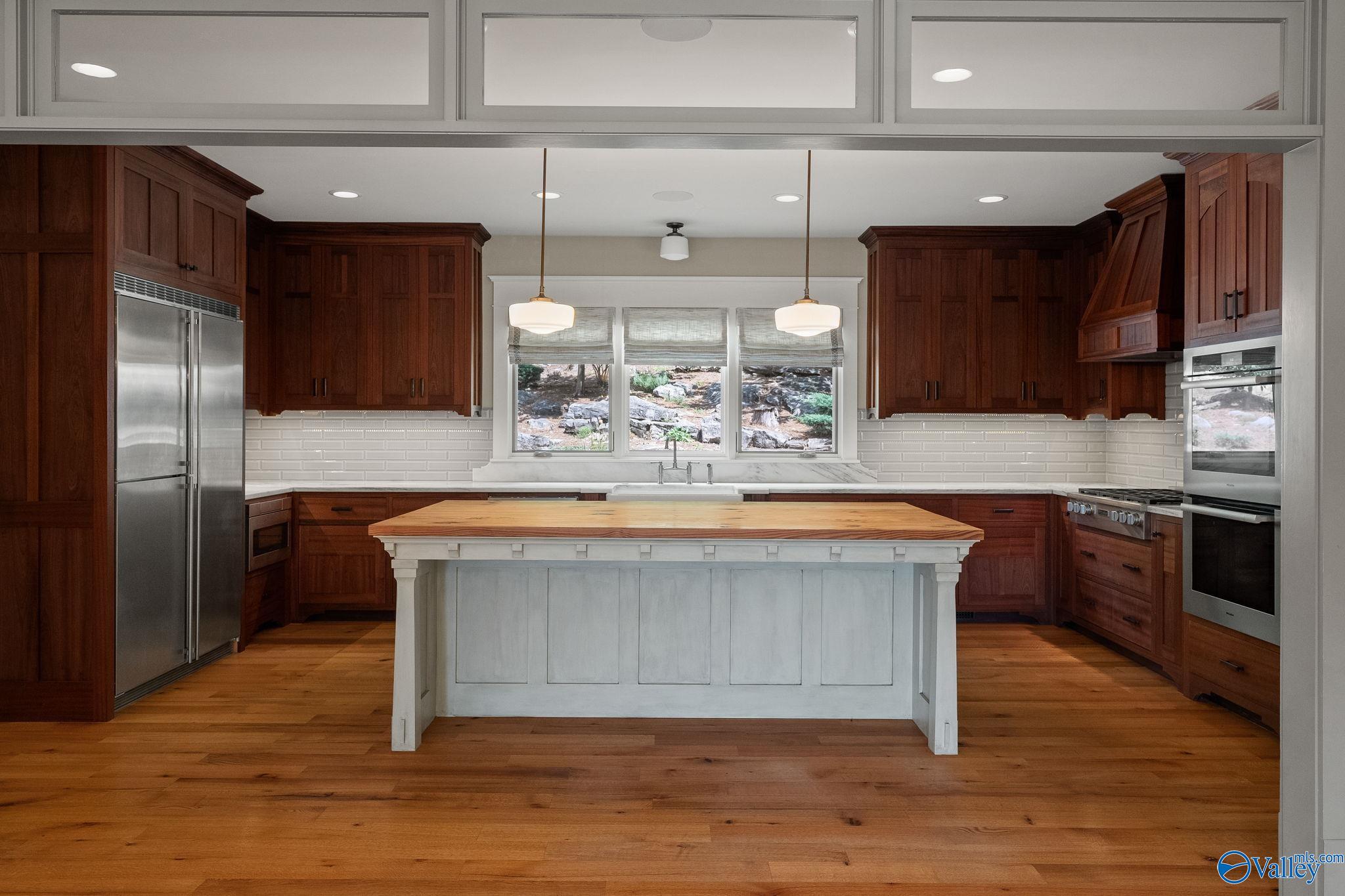 2201 Lytle Street SE