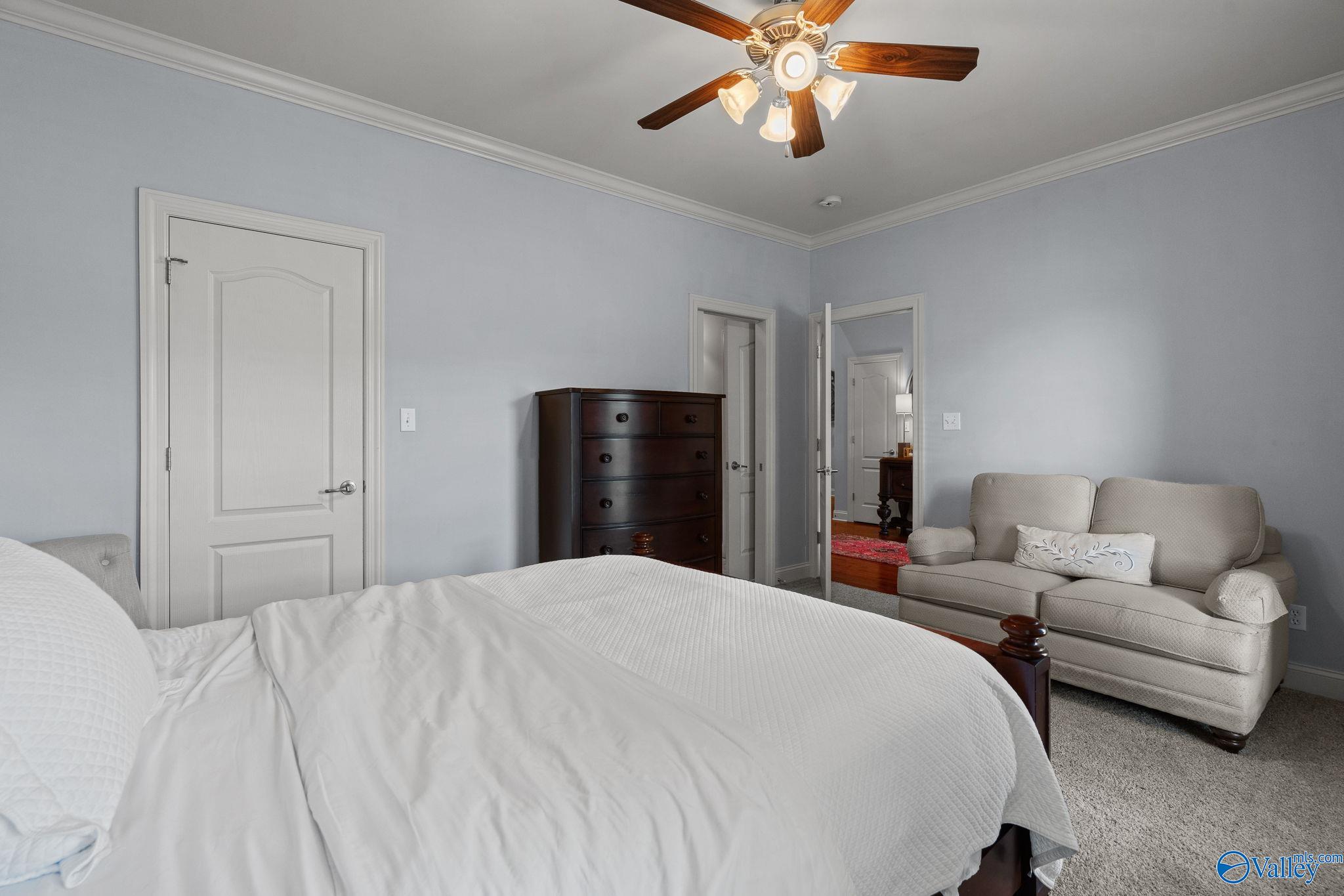 6713 Mountain Ledge Drive