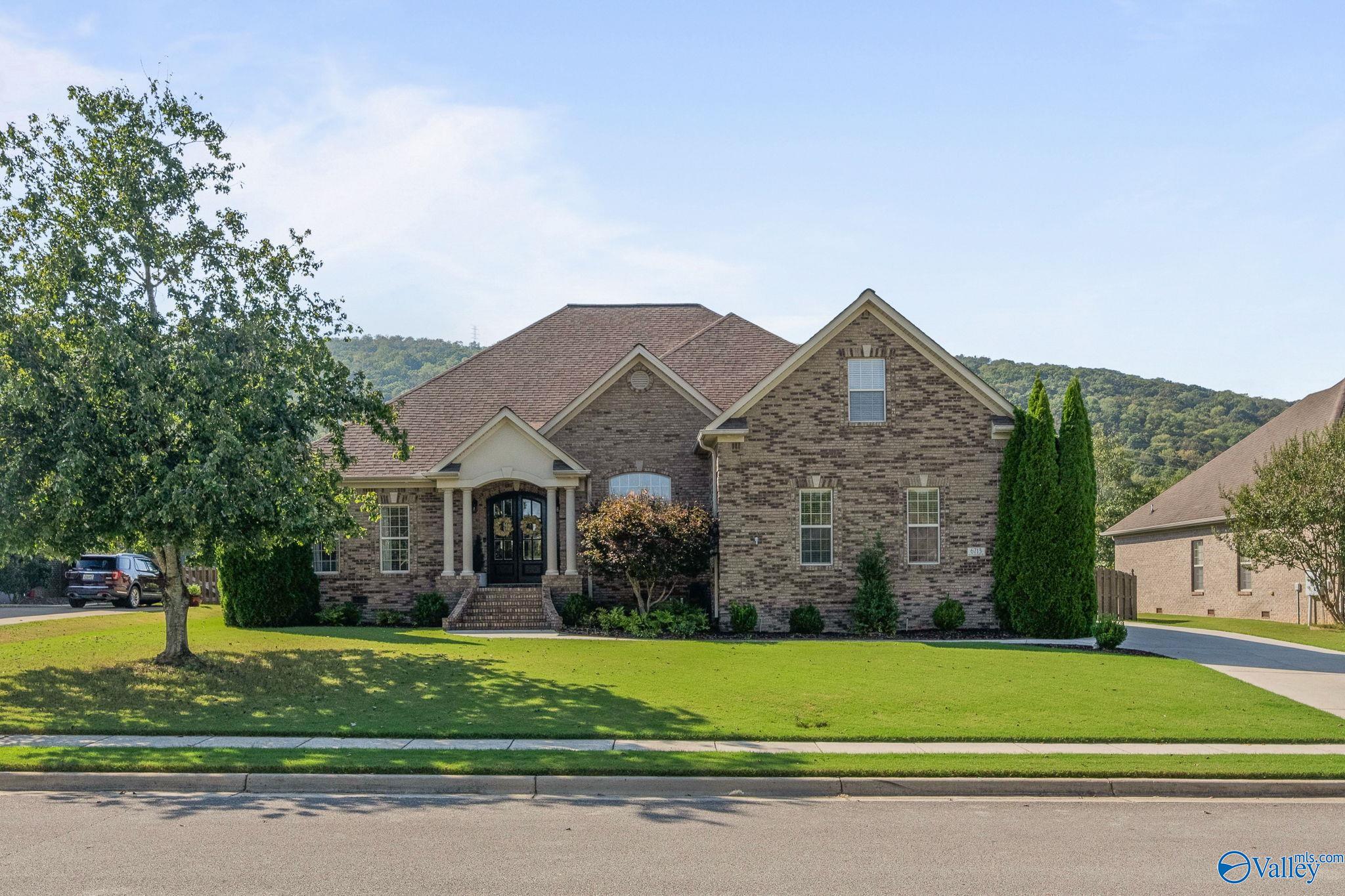 6713 Mountain Ledge Drive