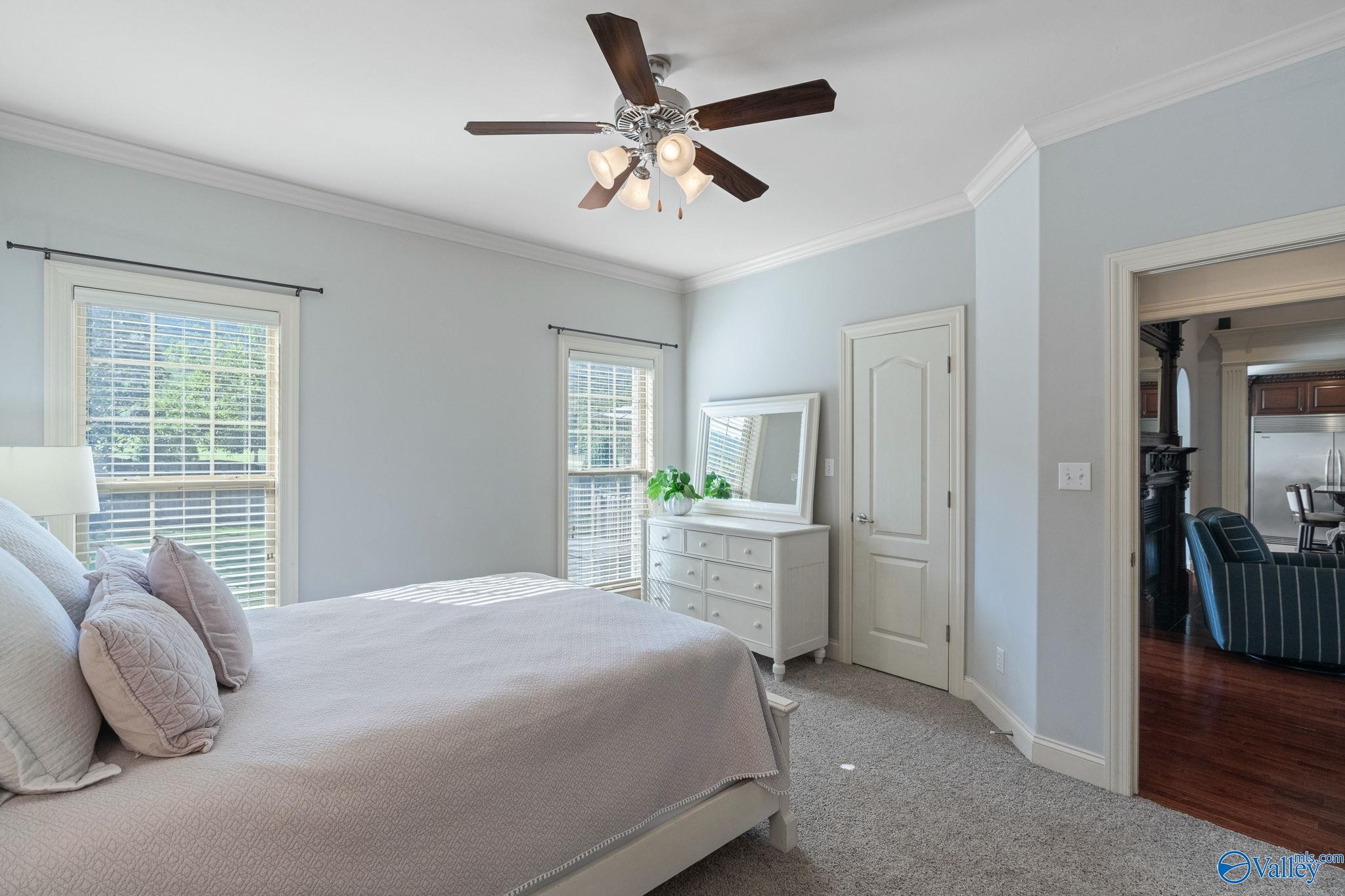 6713 Mountain Ledge Drive