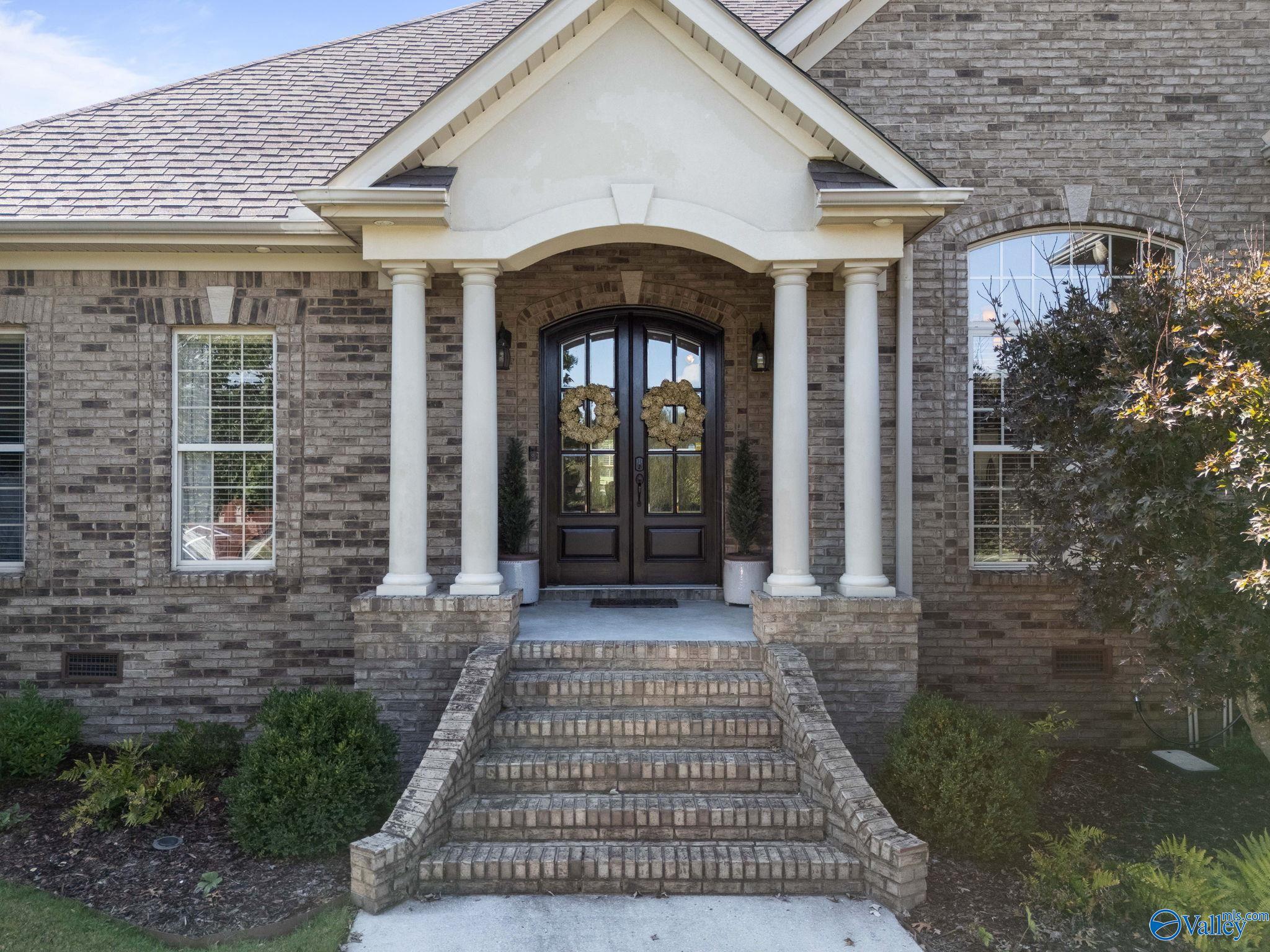 6713 Mountain Ledge Drive