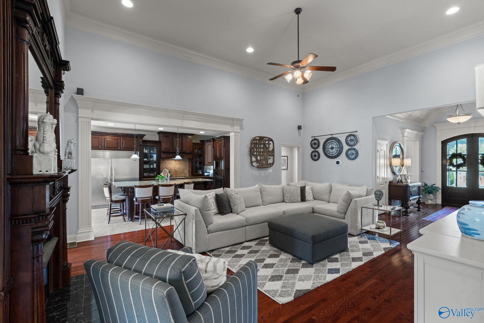 6713 Mountain Ledge Drive