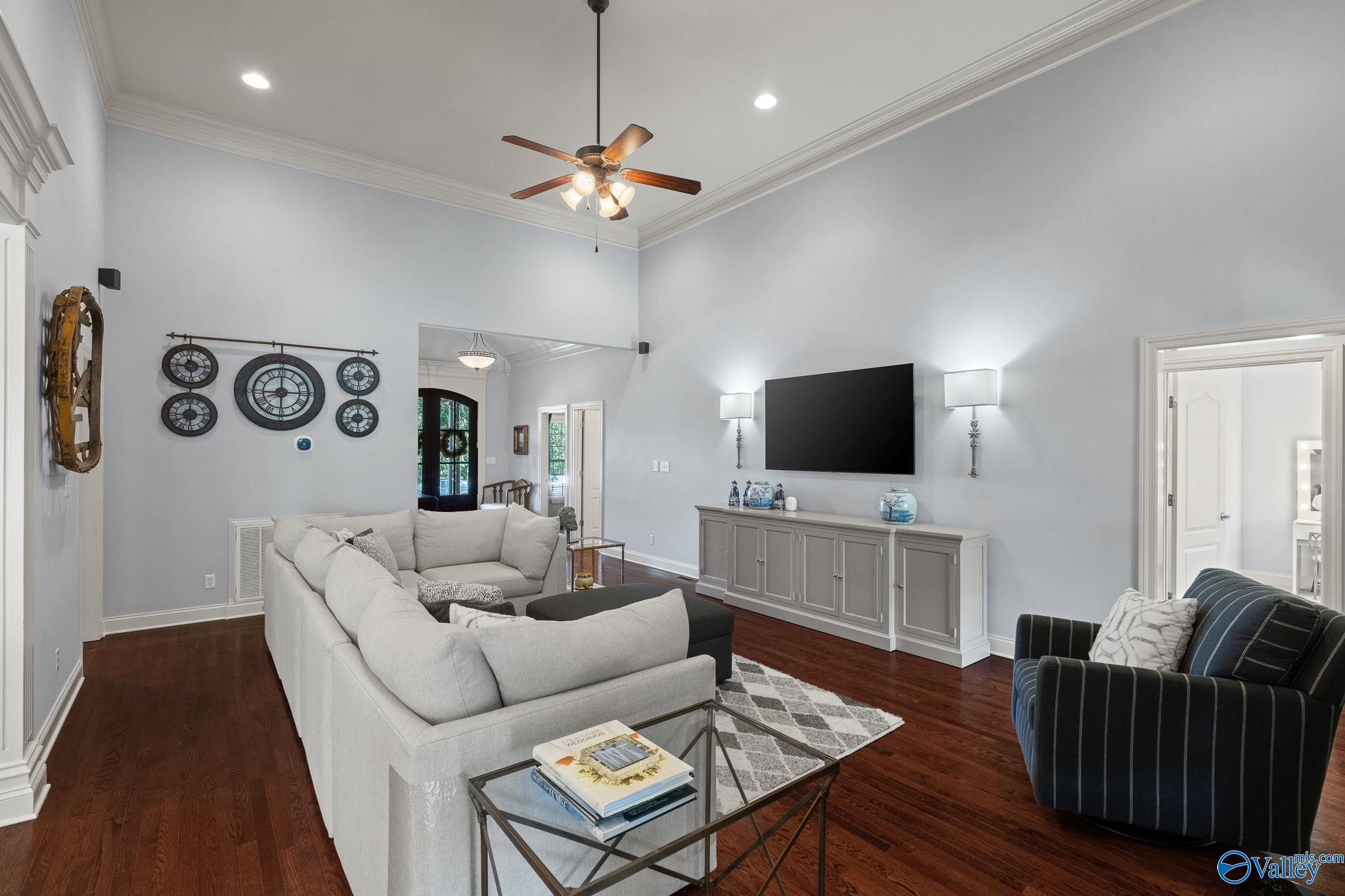 6713 Mountain Ledge Drive