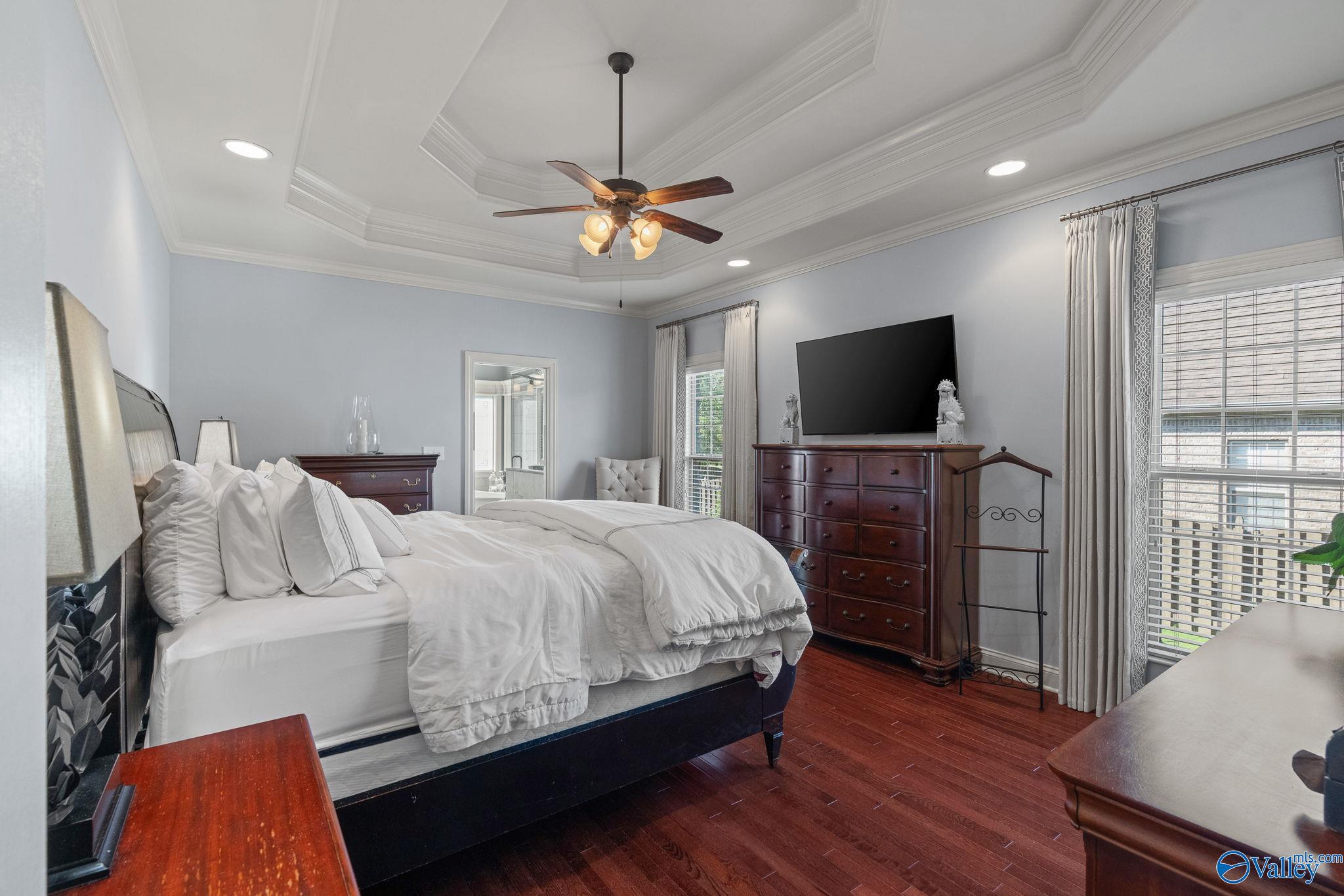 6713 Mountain Ledge Drive