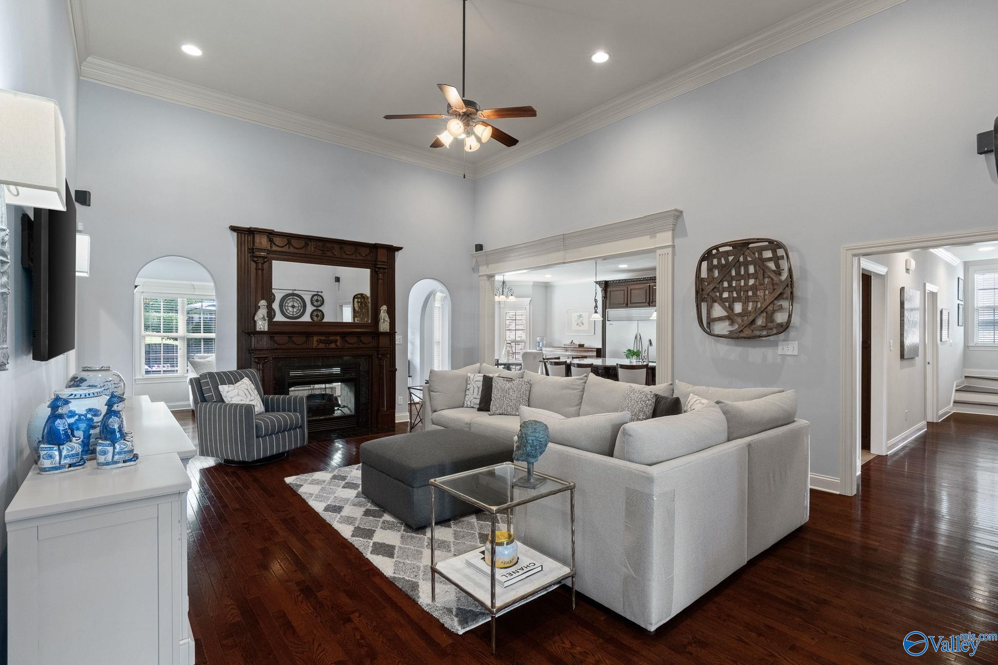 6713 Mountain Ledge Drive