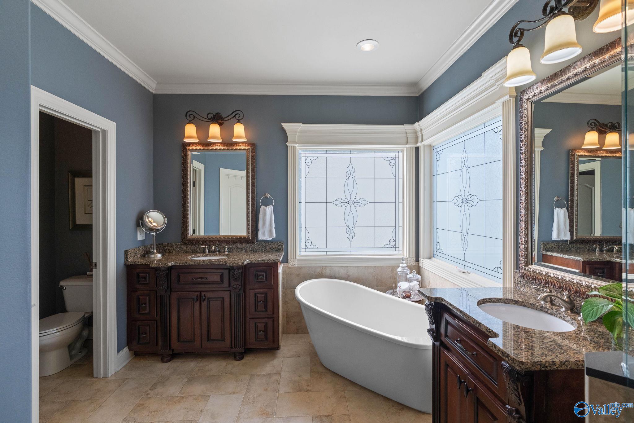 6713 Mountain Ledge Drive