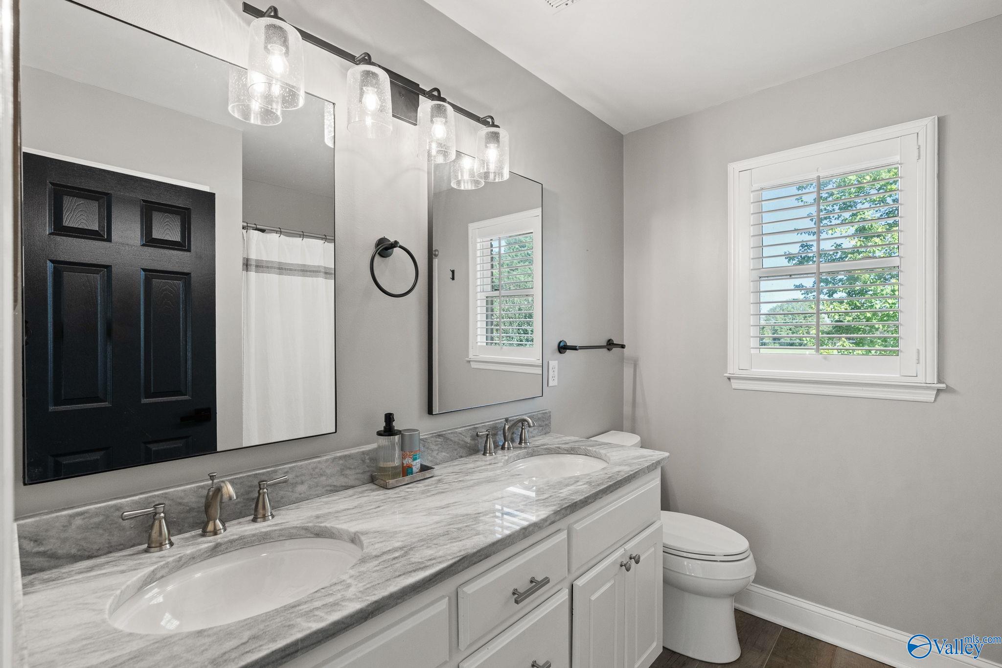 2210 Mallard Lane SE