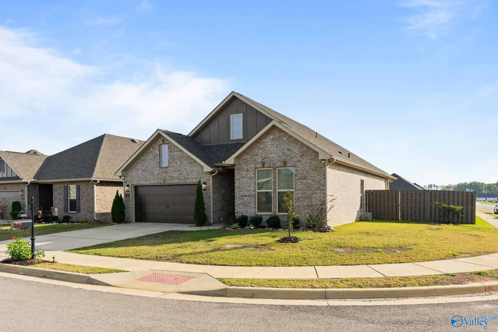 26256 Kennesaw Bluff Drive